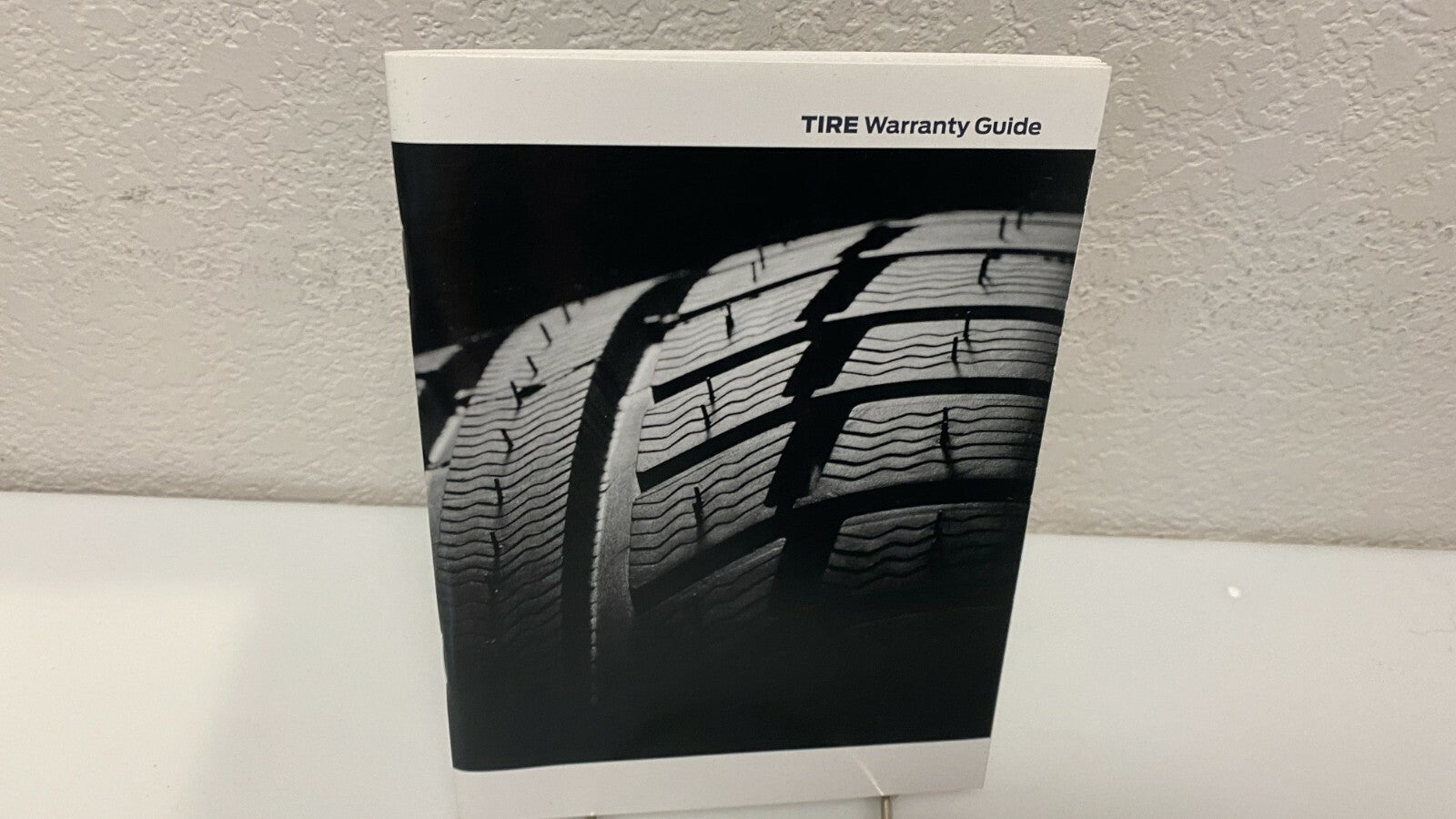 2020 Lincoln Navigator Genuine OEM Owner's Manual w/Navigation & Case