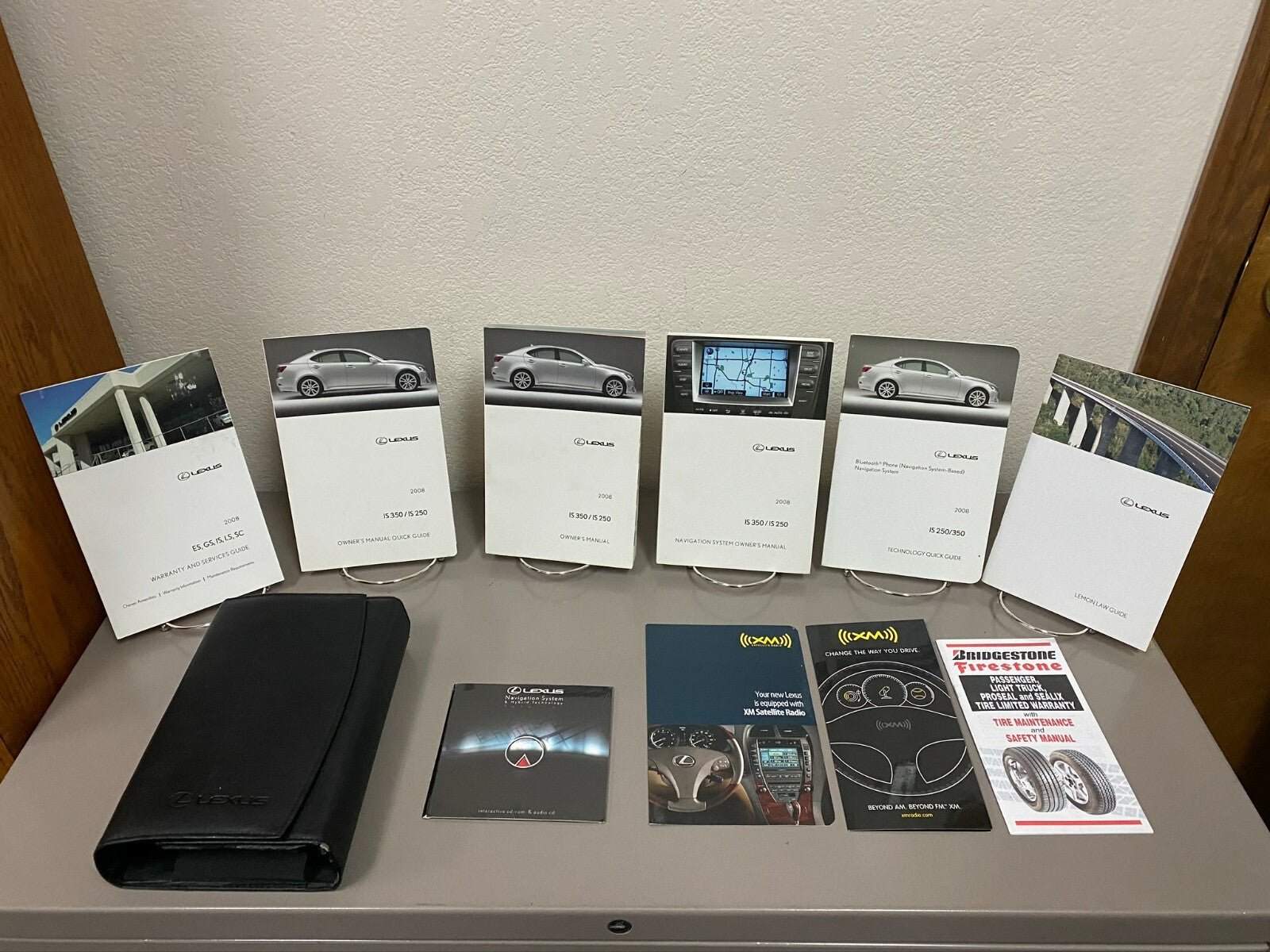 2008 Lexus IS350 IS250 Genuine OEM Owner's Manual Set w/Case--Free Shipping!!!