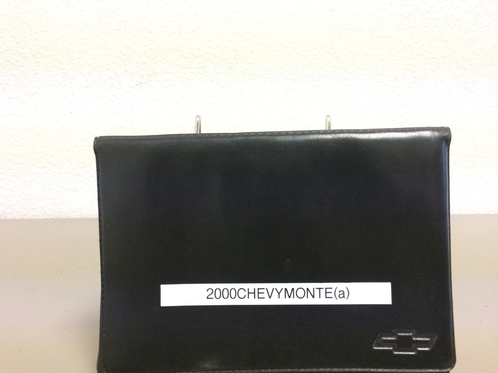 2000 Chevrolet Chevy Monte Carlo Genuine OEM Owner's Manual Set w/Case