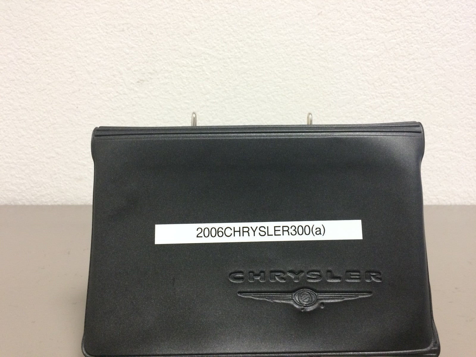 2006 Chrysler 300 Genuine OEM Owner's Manual Set w/Case--Free Shipping!
