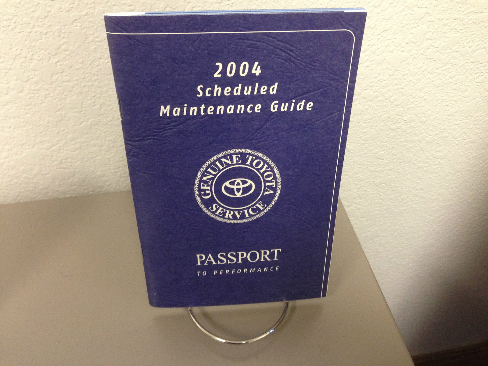 2004 Toyota Camry Genuine OEM Owner's Manual w/Supplements & Case-Free Shipping!