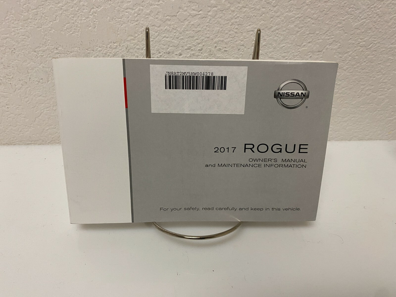 2017 Nissan Rogue Genuine OEM Owner's Manual Set W/Case & Free Shipping!