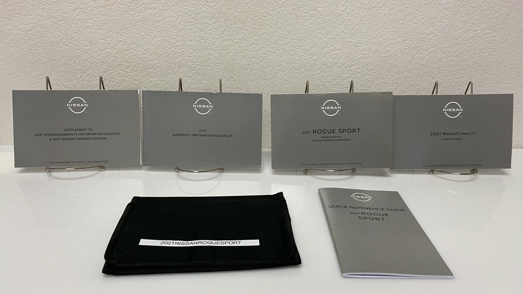 2021 Nissan Rogue Sport Genuine OEM Owner's Manual Set W/Case & Free Shipping!