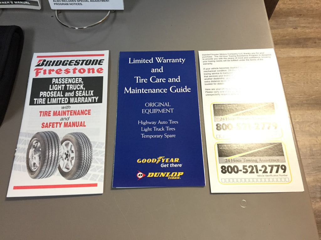 2007 Dodge Caliber Genuine OEM Owner's Manual Set w/Dodge Case--Free Shipping!!!