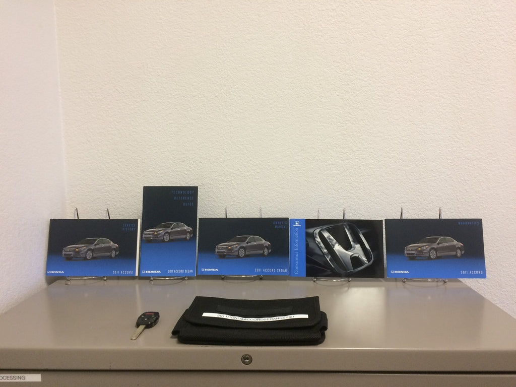 2011 Honda Accord Sedan Genuine OEM Owners Manual Set w/Case & Bonus Key FOB