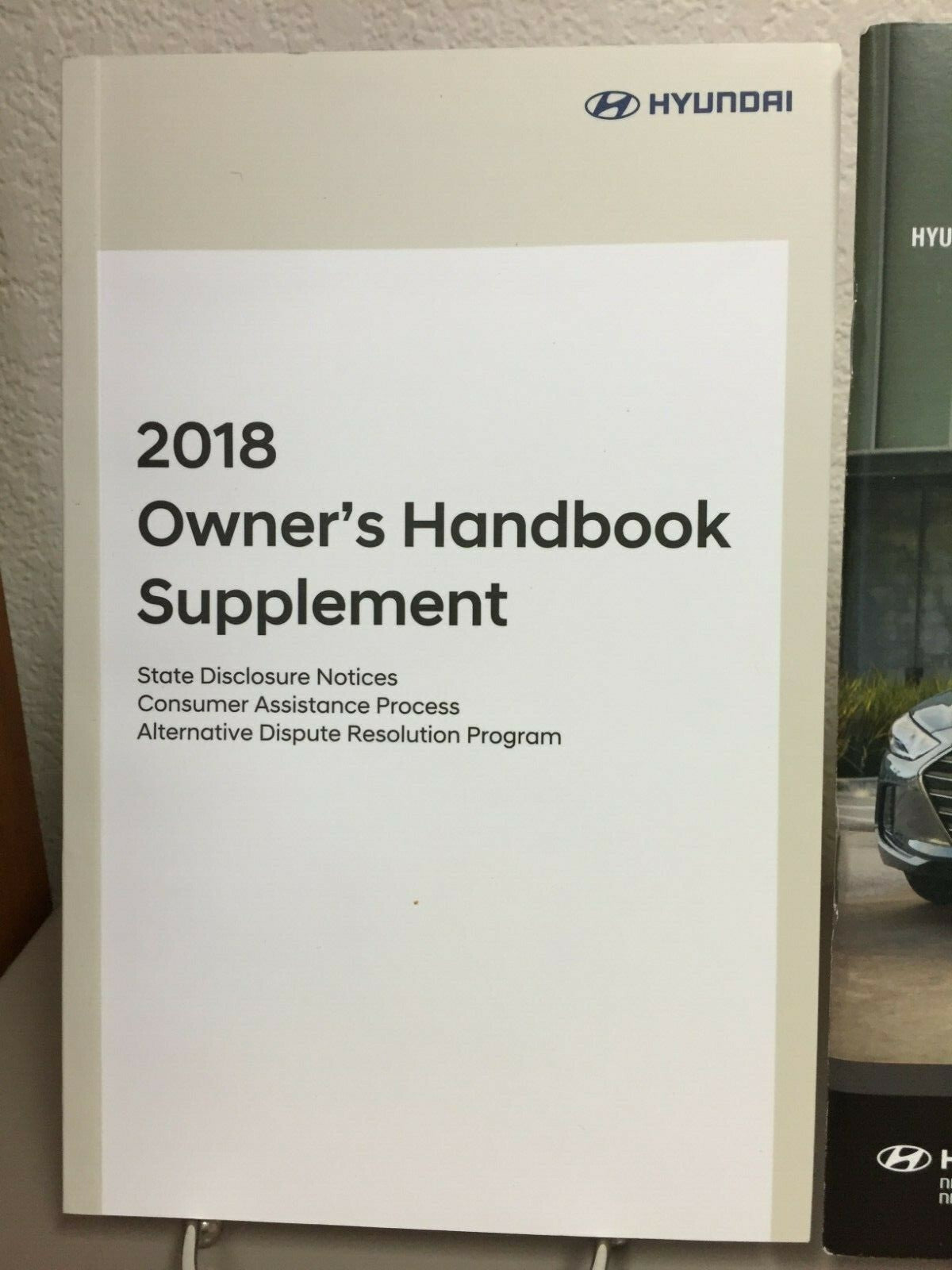 2018 Hyundai Elantra Genuine OEM Owner's Manual Set w/Hyundai Case-Free Shipping