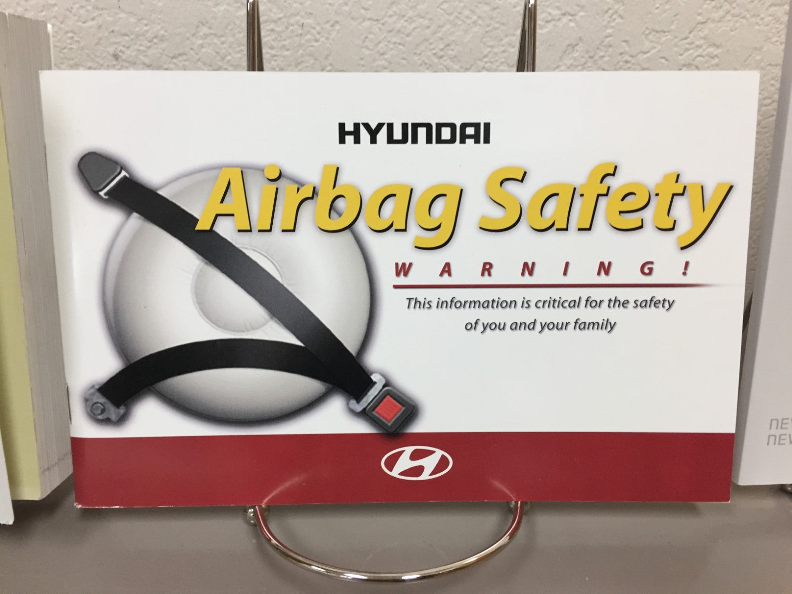 2015 Hyundai Elantra Sedan Genuine OEM Owner's Manual Set w/Case & Bonus Key FOB
