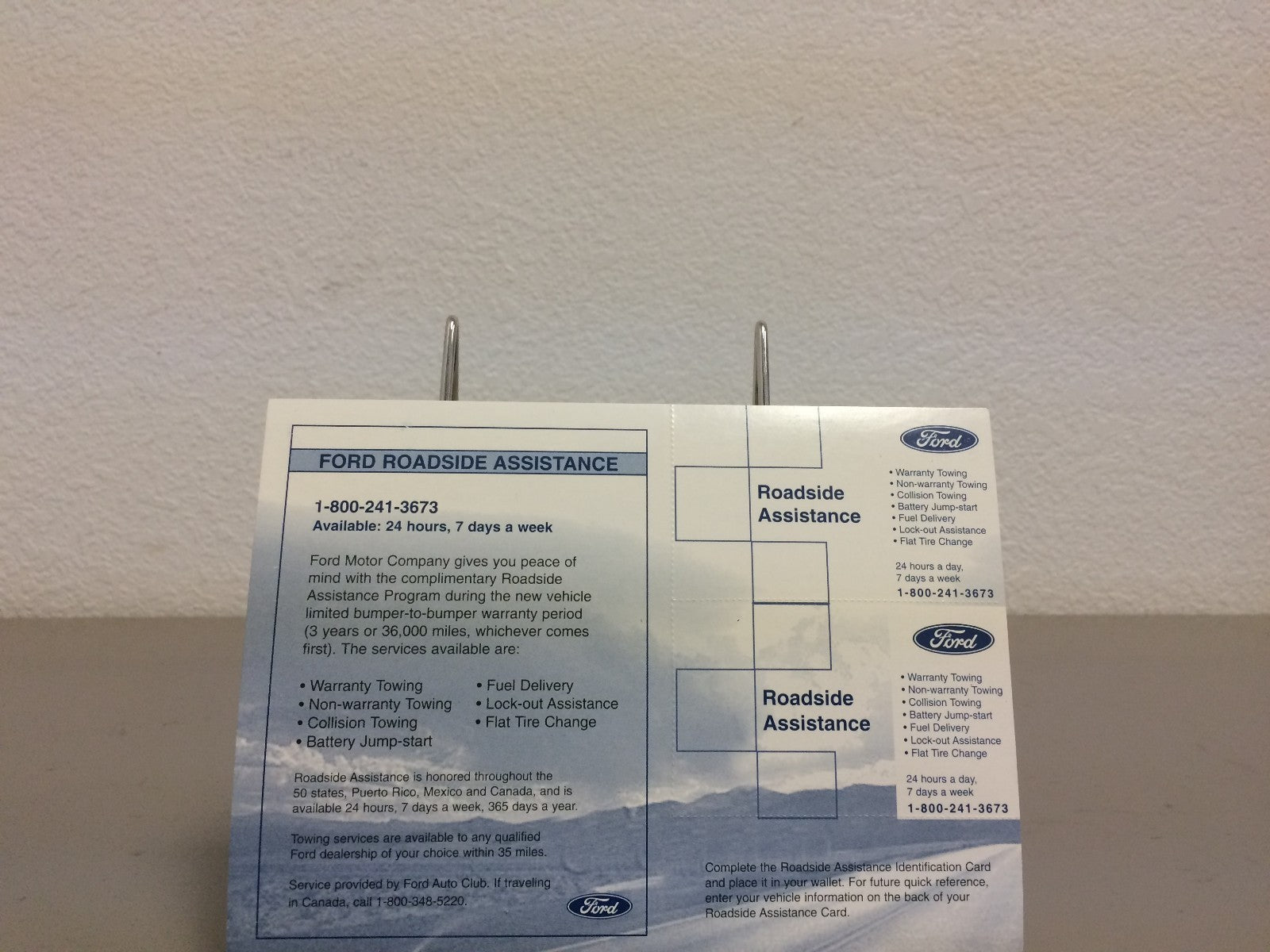2004 Ford Explorer Genuine OEM Owner's Manual Set with Case- Free Shipping!
