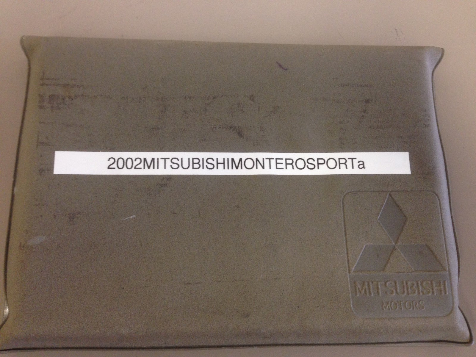 2002 Mitsubishi Montero Sport Genuine OEM Owner's Manual Set w/Case--Ships Free!