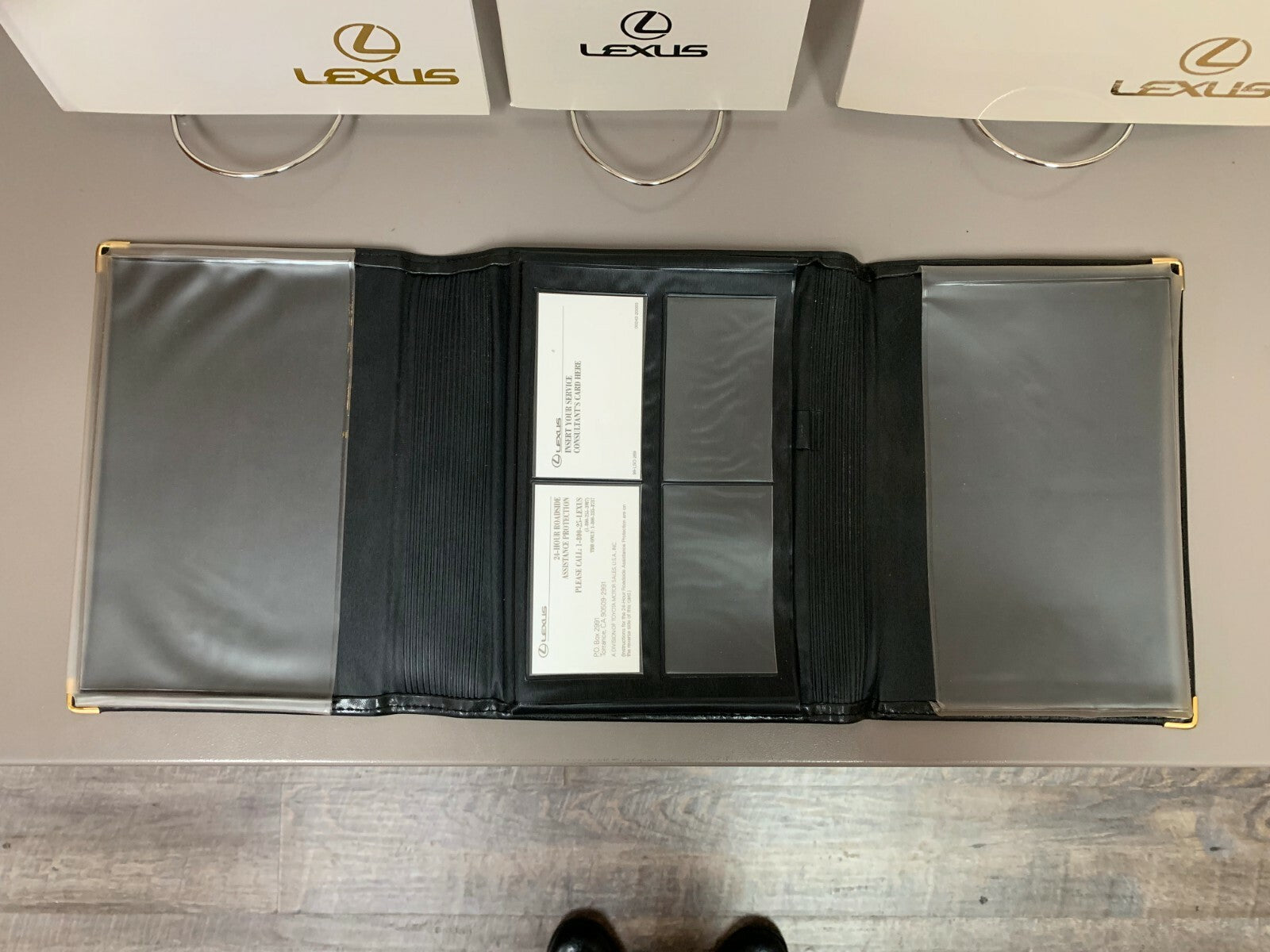 2000 Lexus ES 300 Genuine OEM Owner's Manual Set with Case-- Free Shipping