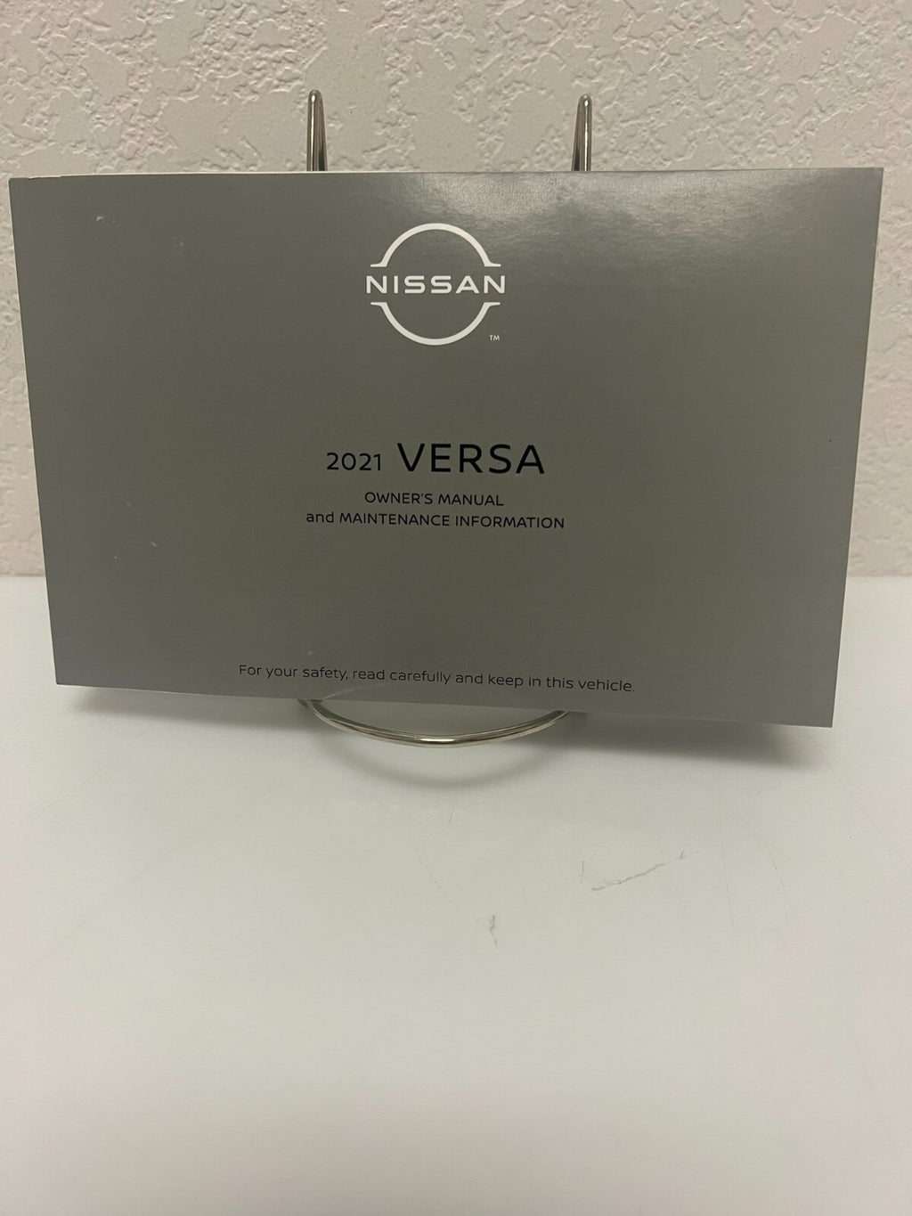 2021 Nissan Versa Genuine OEM Owner's Manual Set W/Black Case & Free Shipping!