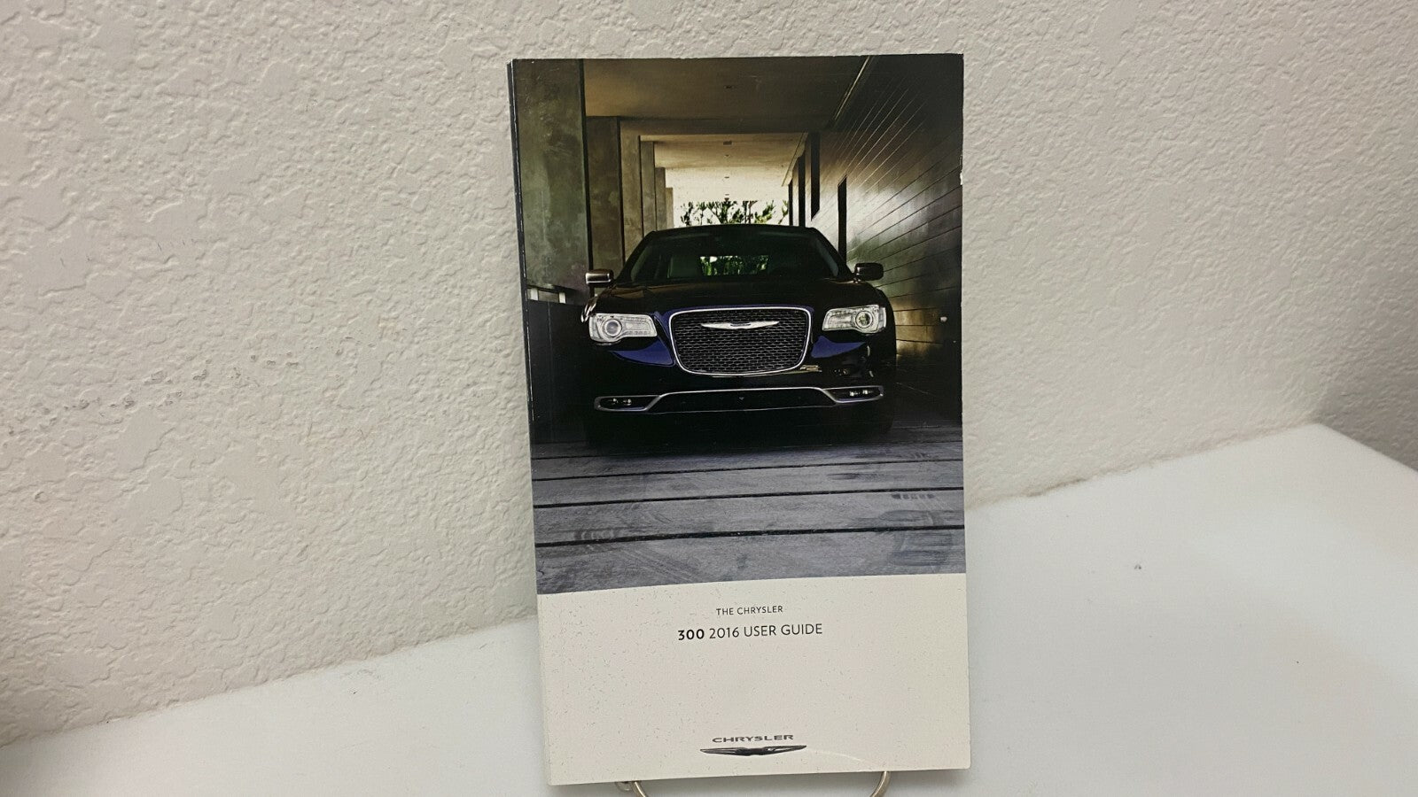 2016 Chrysler 300 Genuine OEM Owner's Manual w/Chrysler Logo Case Free Shipping