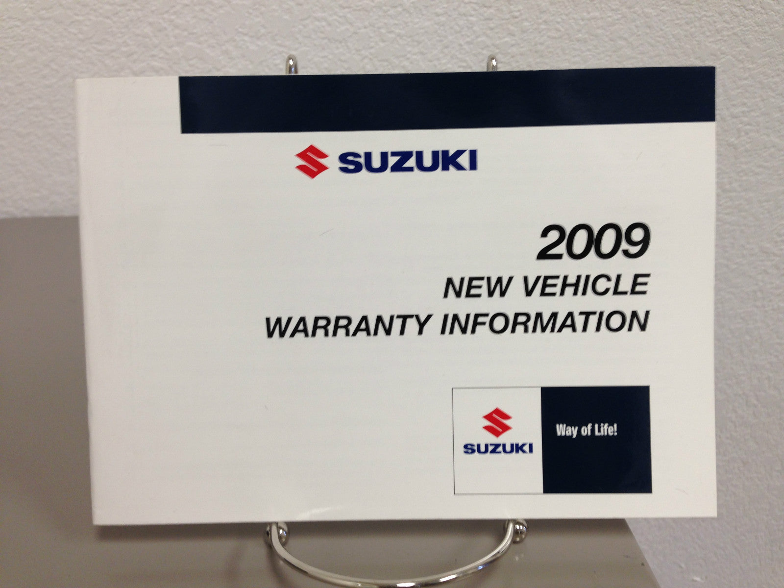 2009 Suzuki SX4 OEM Owner's Manual w/ Supplements & Case - Free Shipping