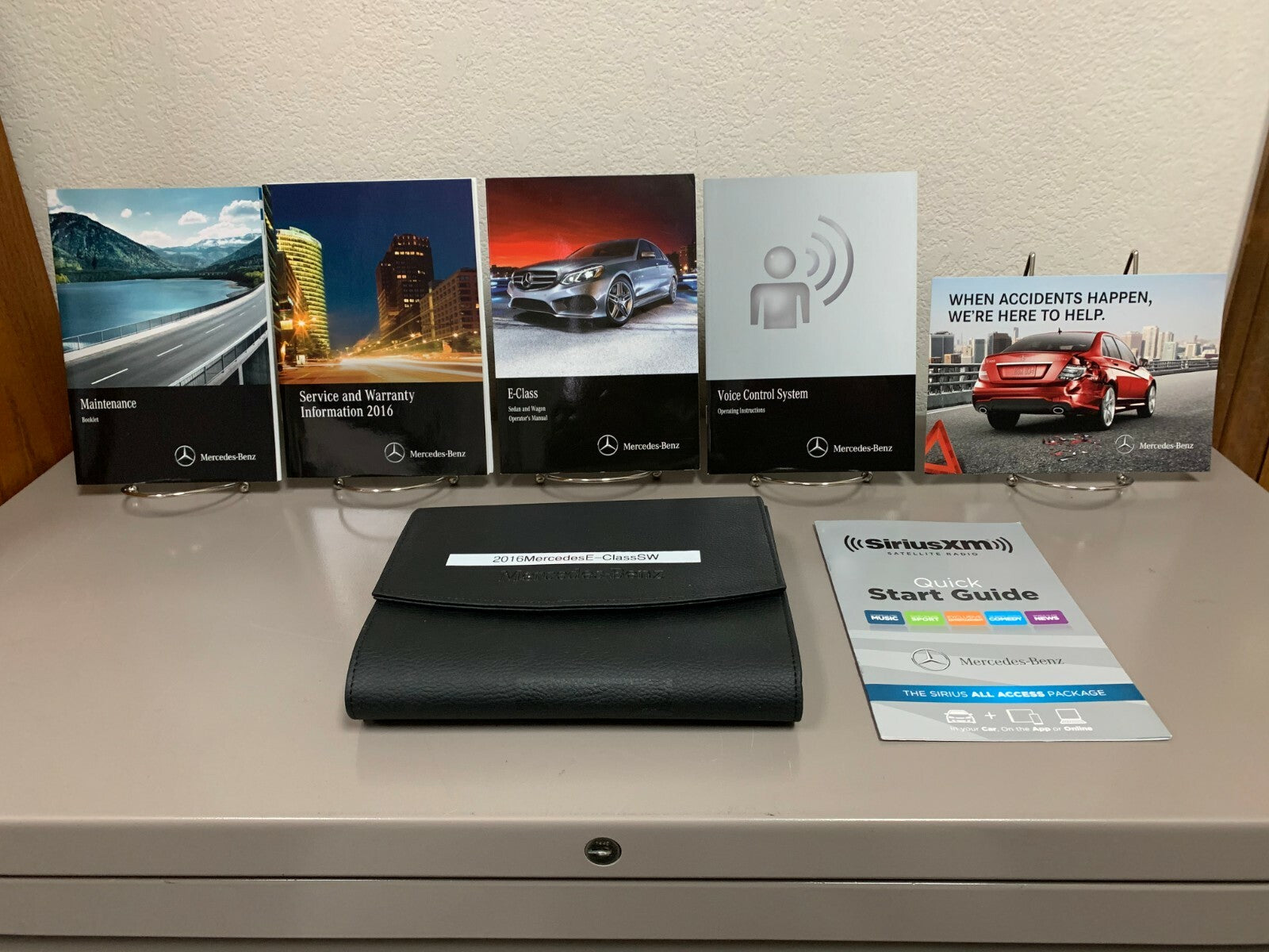 2016 Mercedes-Benz E250 BlueTec E350 E400 E550 E63 AMG Owner's Manual Set w/Case
