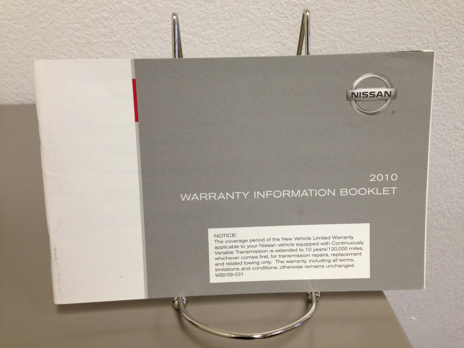 2010 Nissan Versa Genuine OEM Owner's Manual Set with Case - Fast Free Shipping