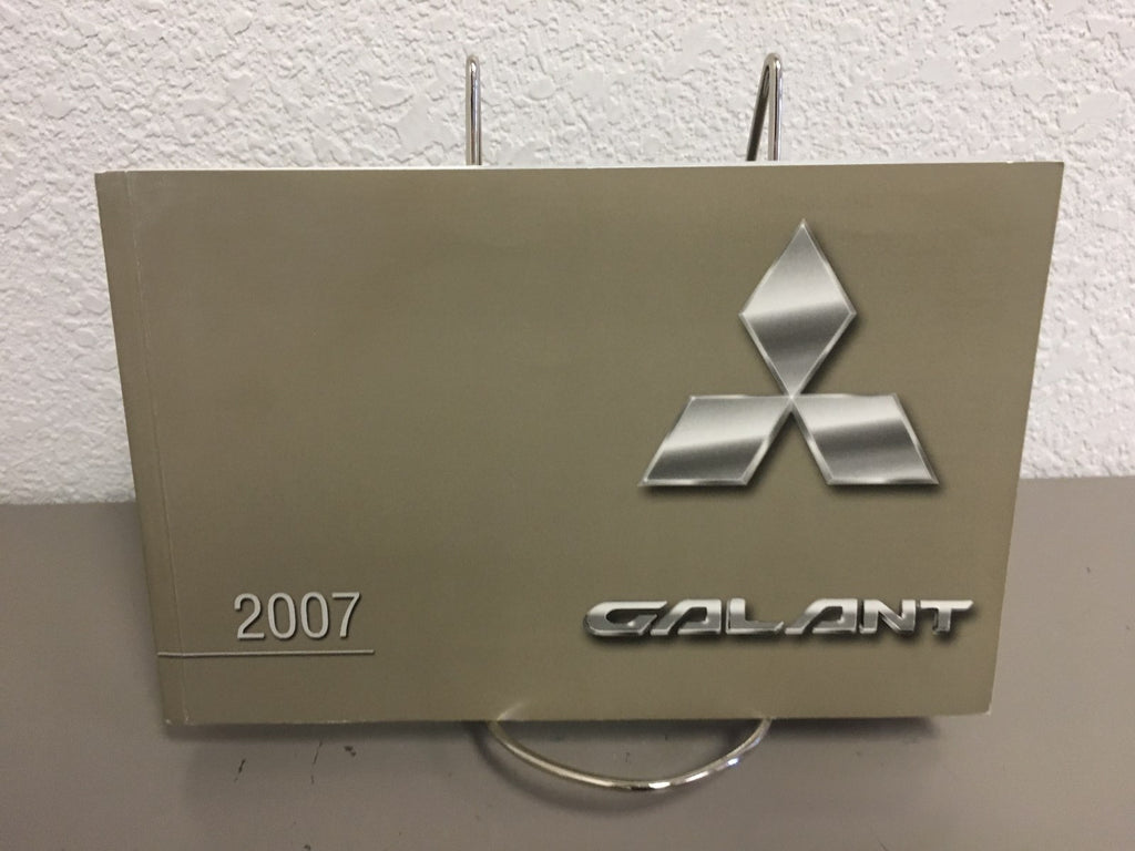 2007 Mitsubishi Galant Genuine OEM Owner's Manual Set w/Case & Bonus Key FOB