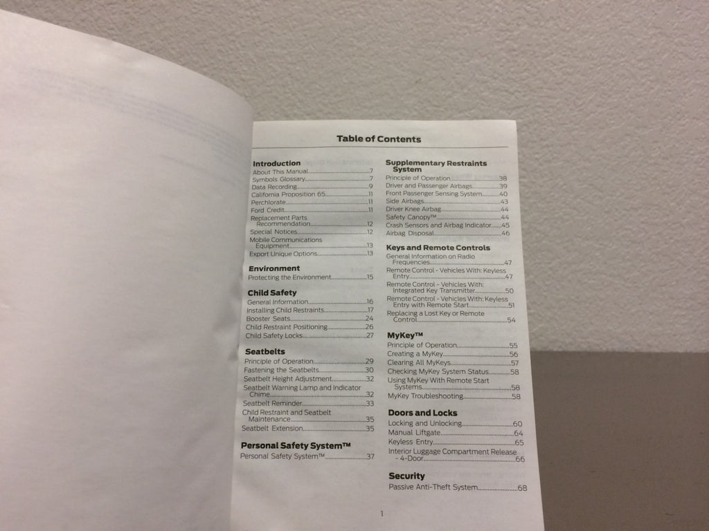 2018 Ford Focus Genuine OEM Owner's Manual Set w/Ford Case-Free Shipping!!!