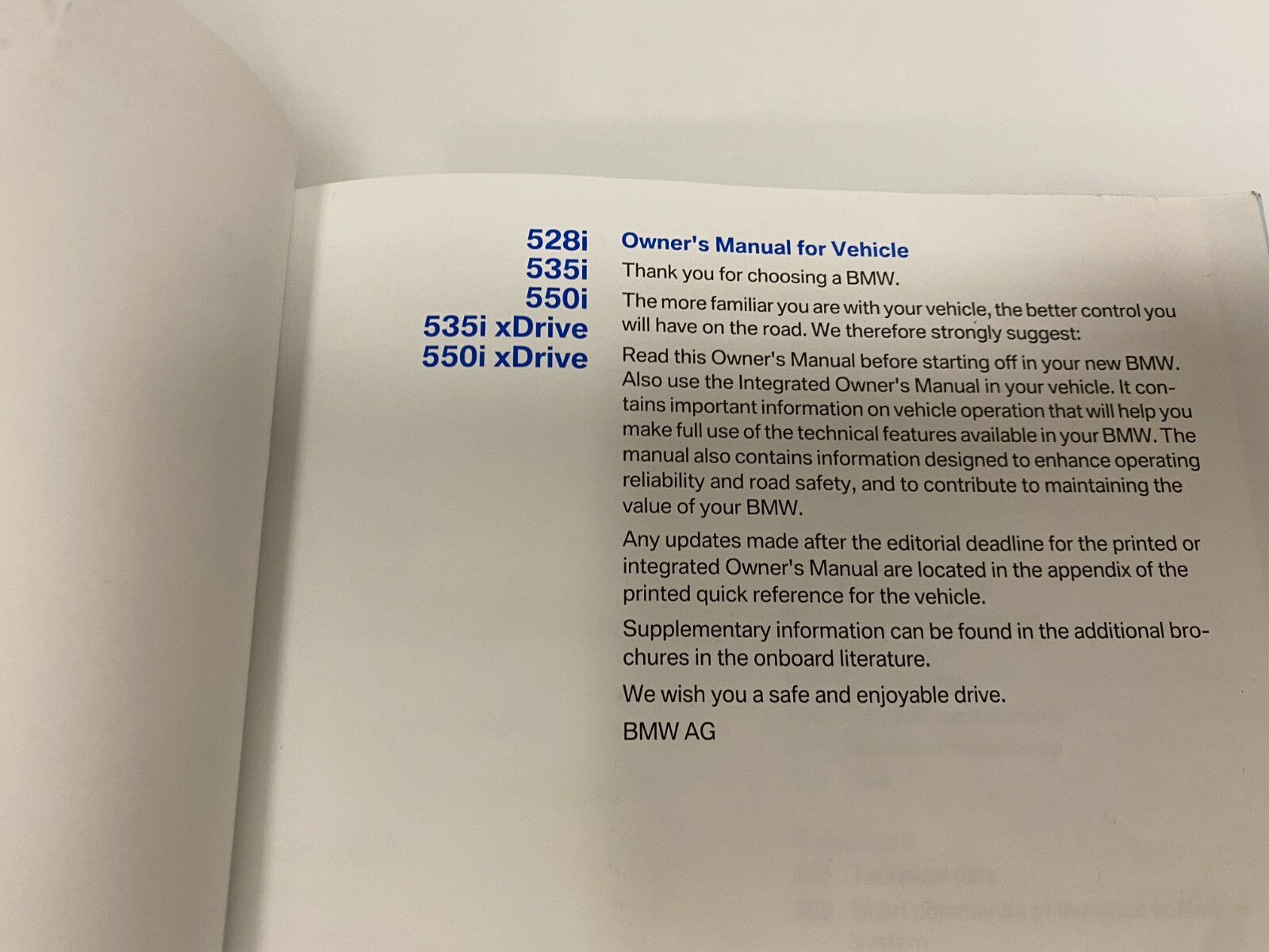 2011 BMW 5-Series 528i 535i 550i 535i xDrive 550i xDrive OEM Owner's Manual Set