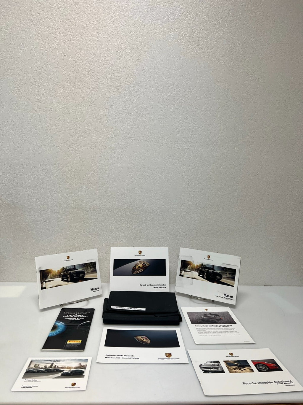 2018 Porsche Macan OEM Owner's Manual w/Supplementals & logo case-Free Shipping!