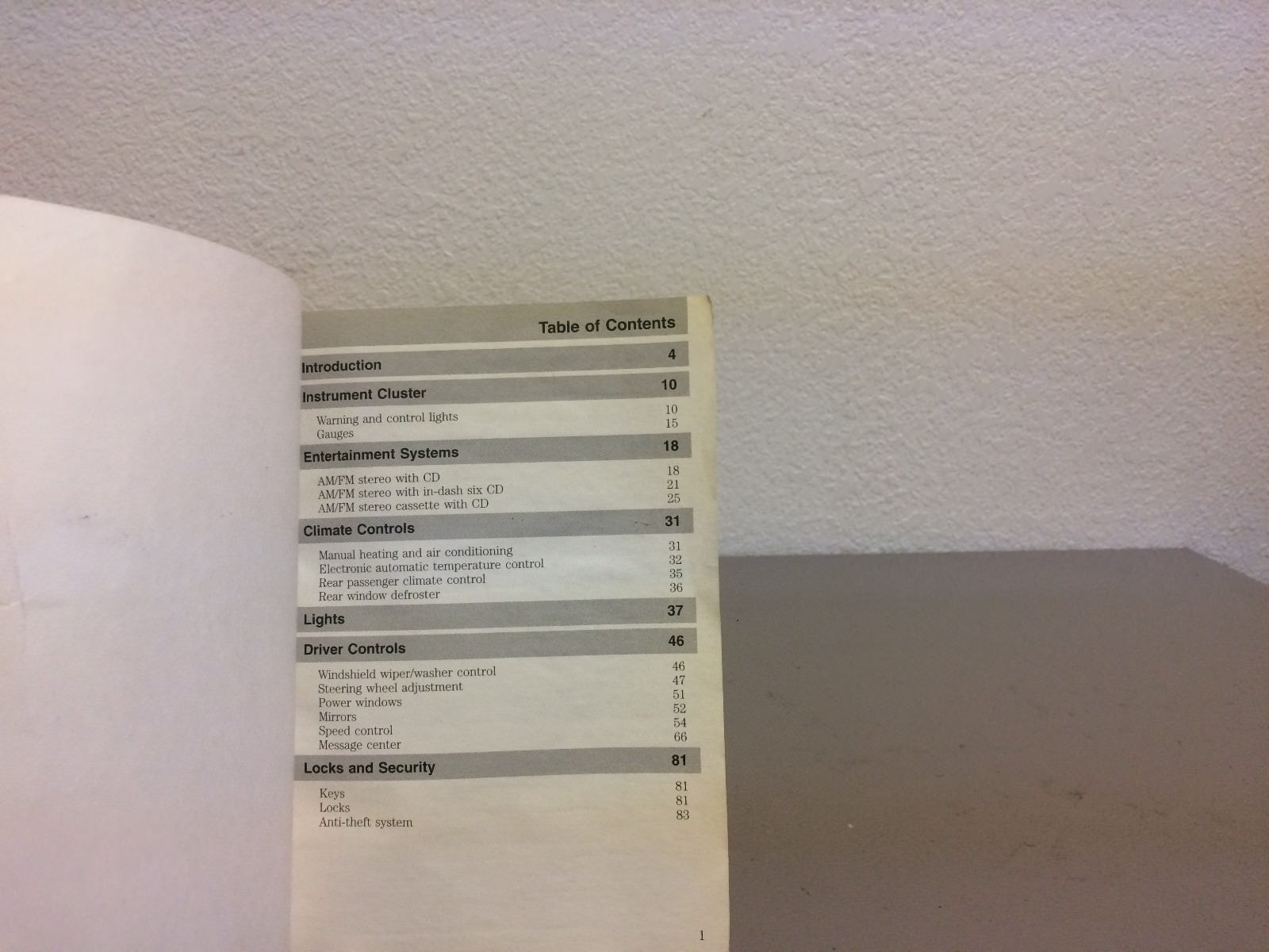 2004 Ford Explorer Genuine OEM Owner's Manual Set with Case- Free Shipping!