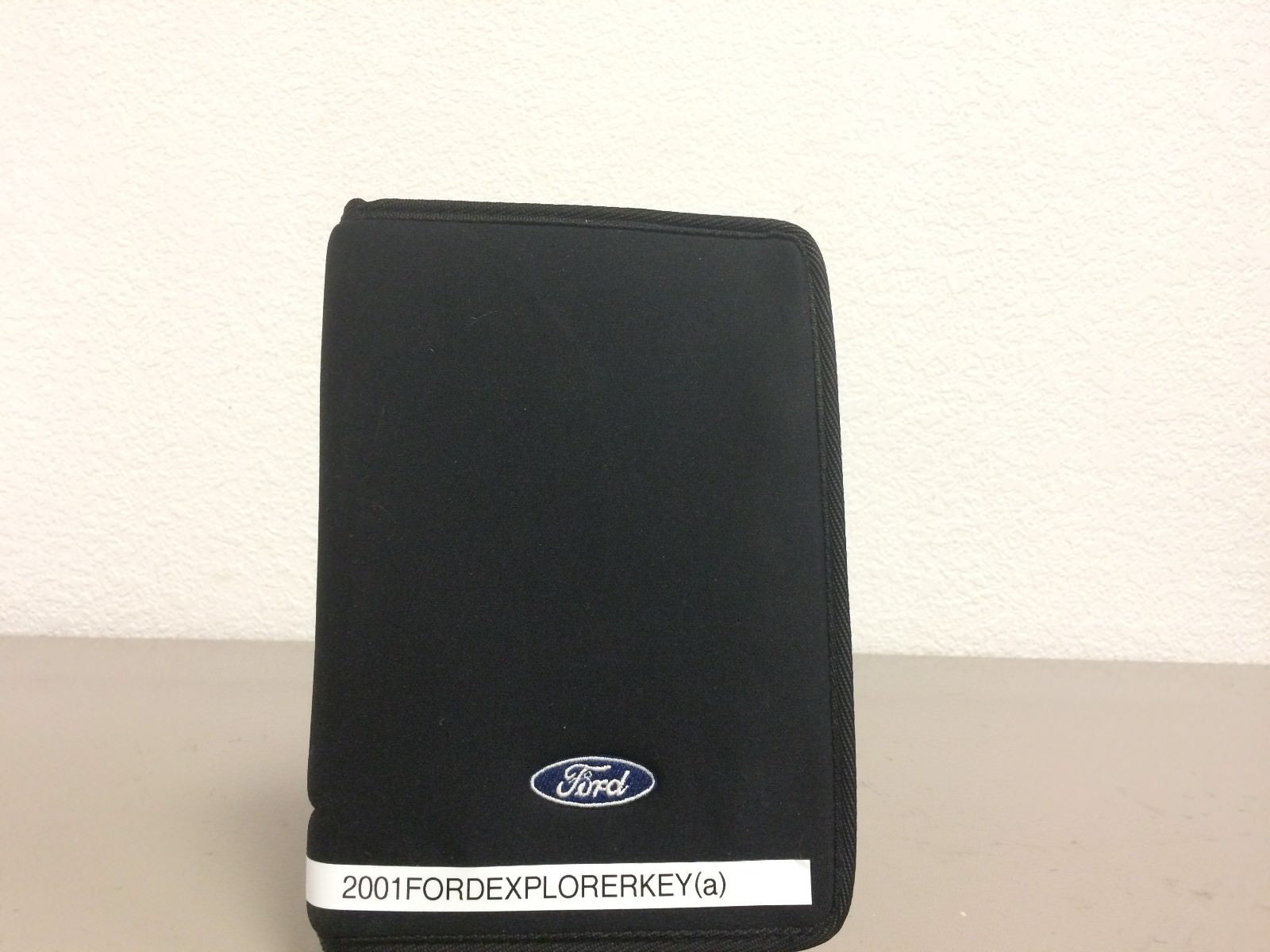 2001 Ford Explorer Genuine OEM Owner's Manual Set with Case and Bonus Key FOB