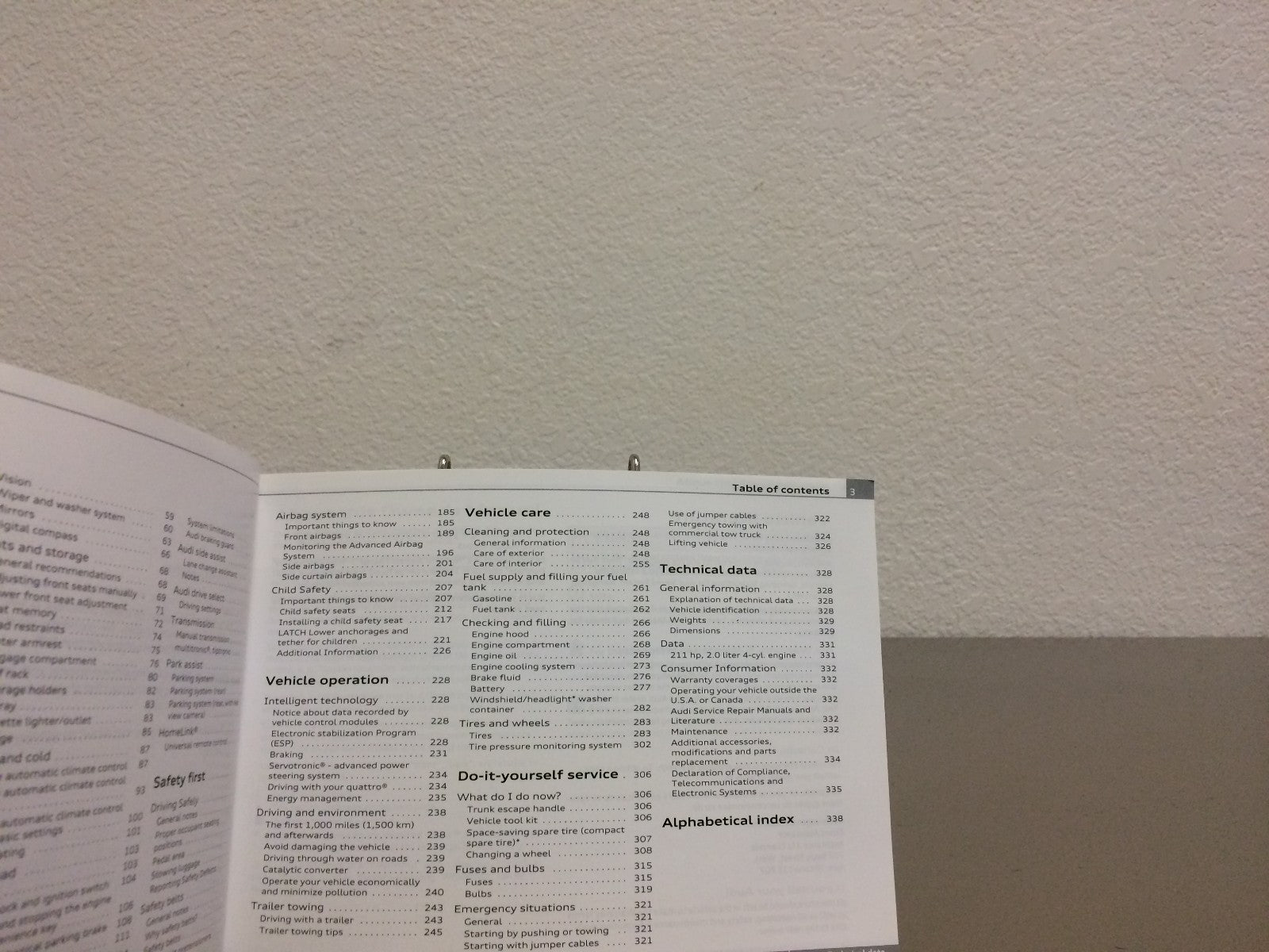 2010 Audi A4 Sedan Genuine OEM Owners Manual Set w/Navigation Manual & Audi Case
