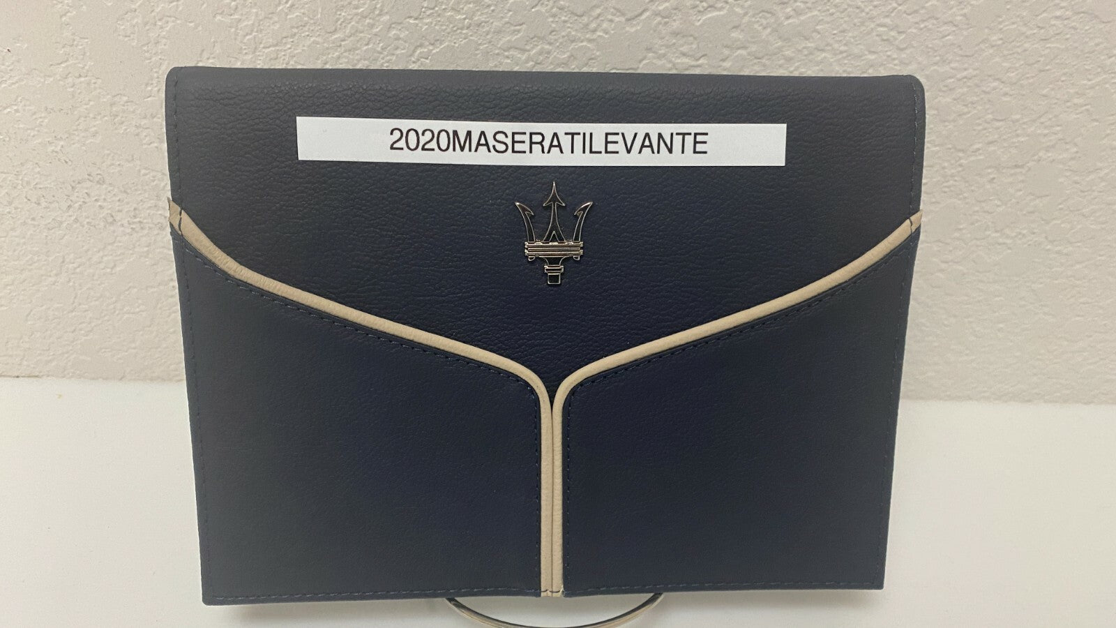 2020 Maserati Levante Genuine OEM Owner's Manual w/Logo Case and Free Shipping!!