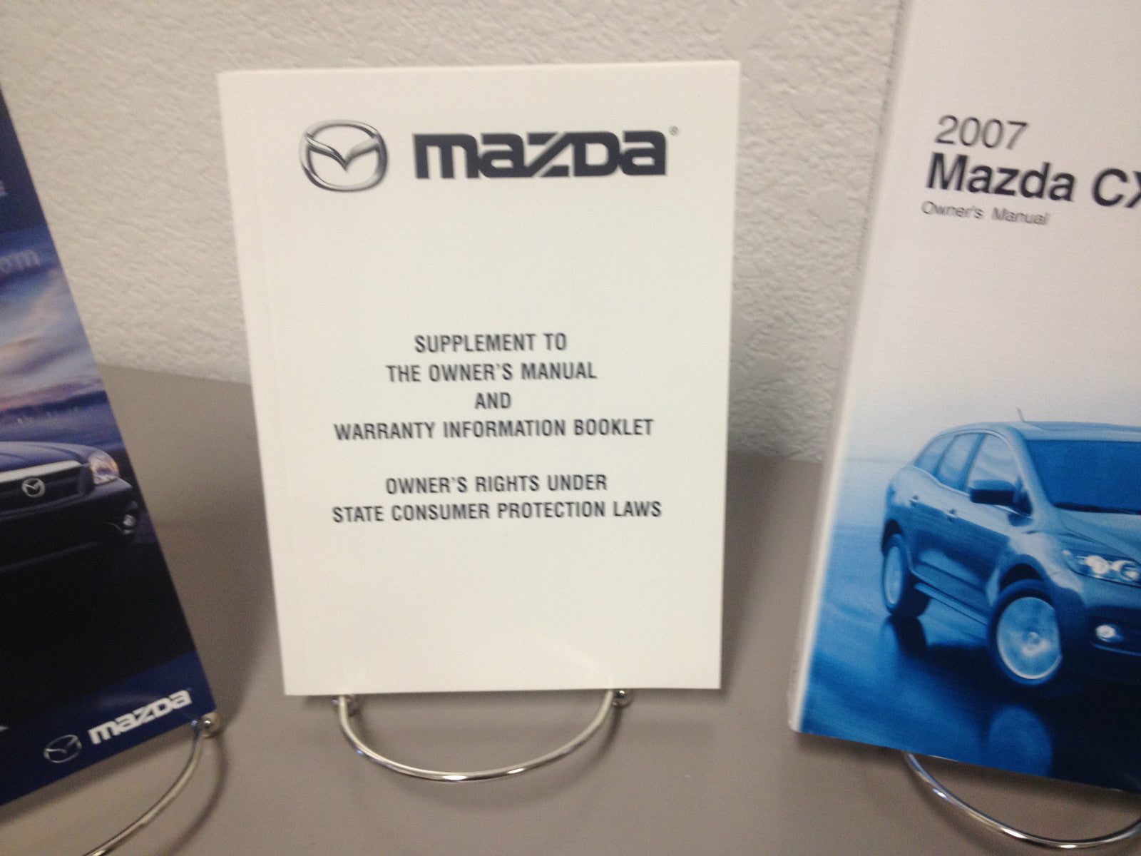 2007 MAZDA CX-7 Genuine OEM Owner's Manual Set w/Case--Free Shipping!