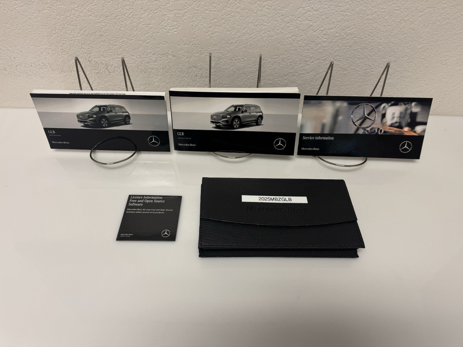 2025 Mercedes-Benz GLB Genuine OEM Owner's Manual Set w/Mercedes Case