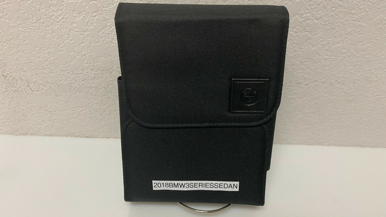 2018 BMW 3 Series Sedan 320i 330i 340i 328d Genuine OEM Owne's Manual Set w/Case