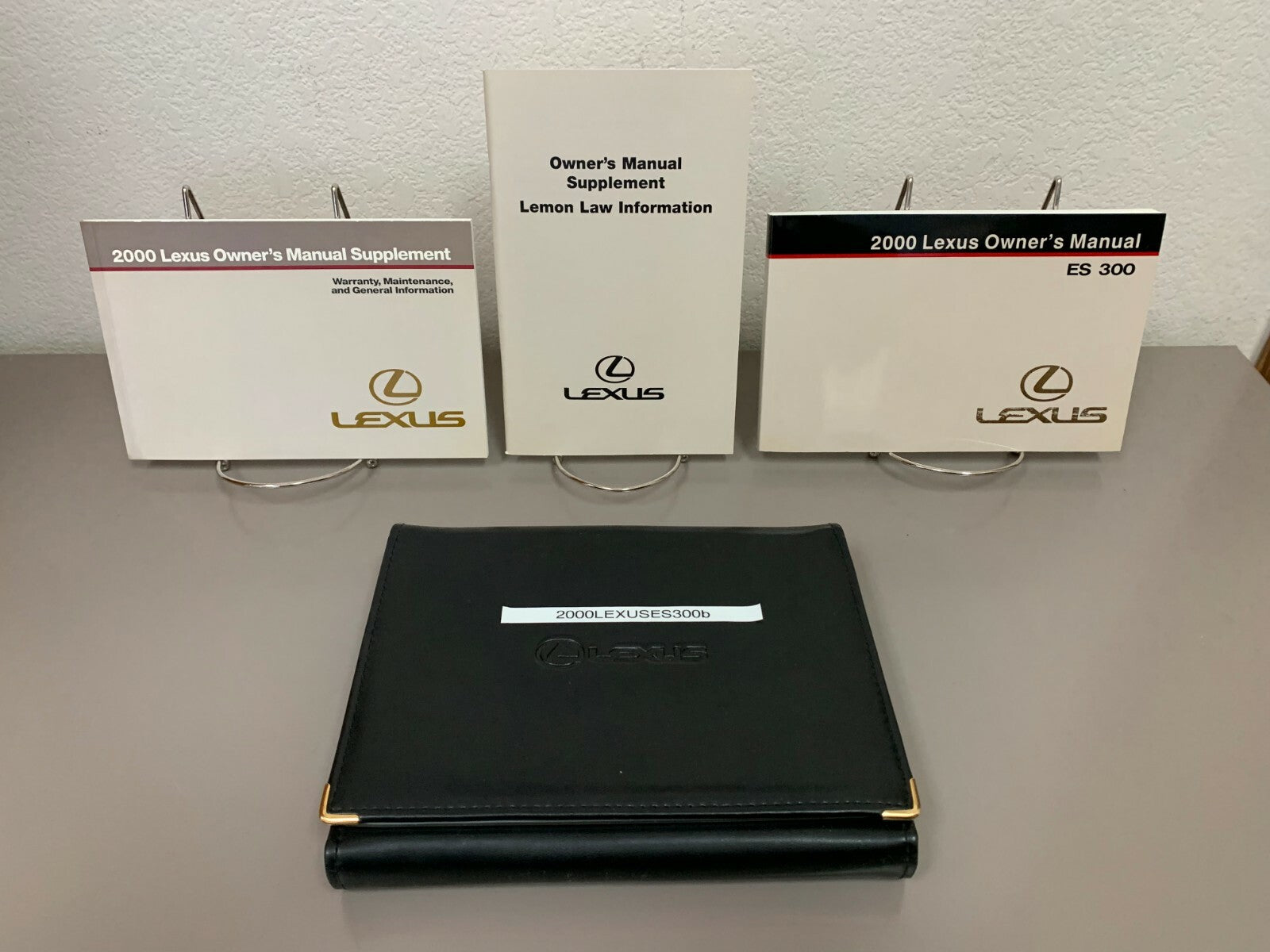 2000 Lexus ES 300 Genuine OEM Owner's Manual Set with Case-- Free Shipping