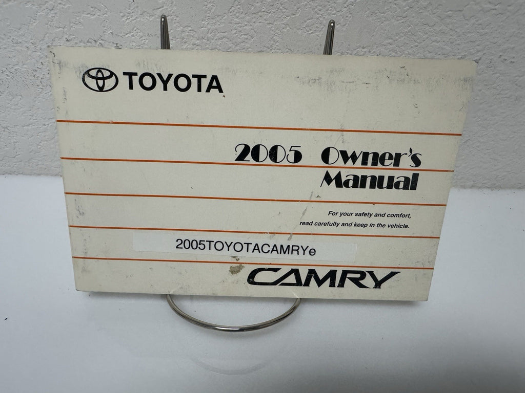 2005 Toyota Camry Genuine OEM Owner's Manual