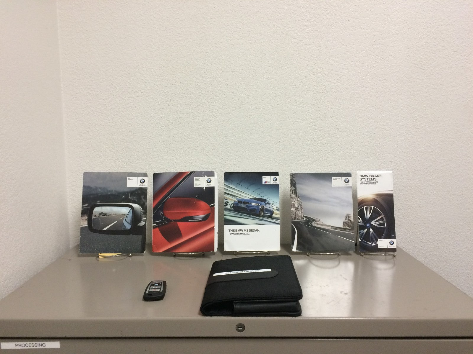 2016 BMW M3 Sedan Genuine OEM Owner's Manual Set w/ "M" Case & Bonus Key FOB