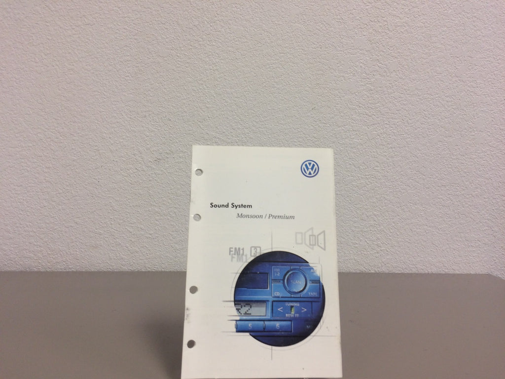2000 Volkswagen VW Passat Genuine OEM Owner's Manual Set w/Case--Free Shipping!