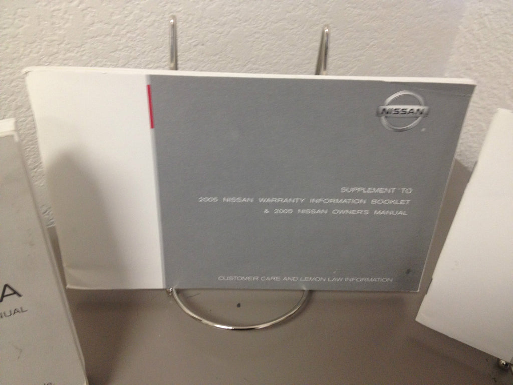 2005 Nissan Armada Genuine OEM Owner's Manual Set with Case--Fast Free Shipping