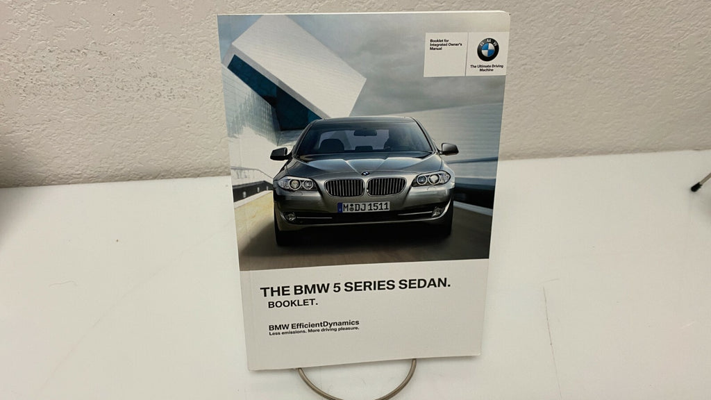 2013 BMW 5-Series Integrated Sedan 528i 535i 550i Owner's Manual