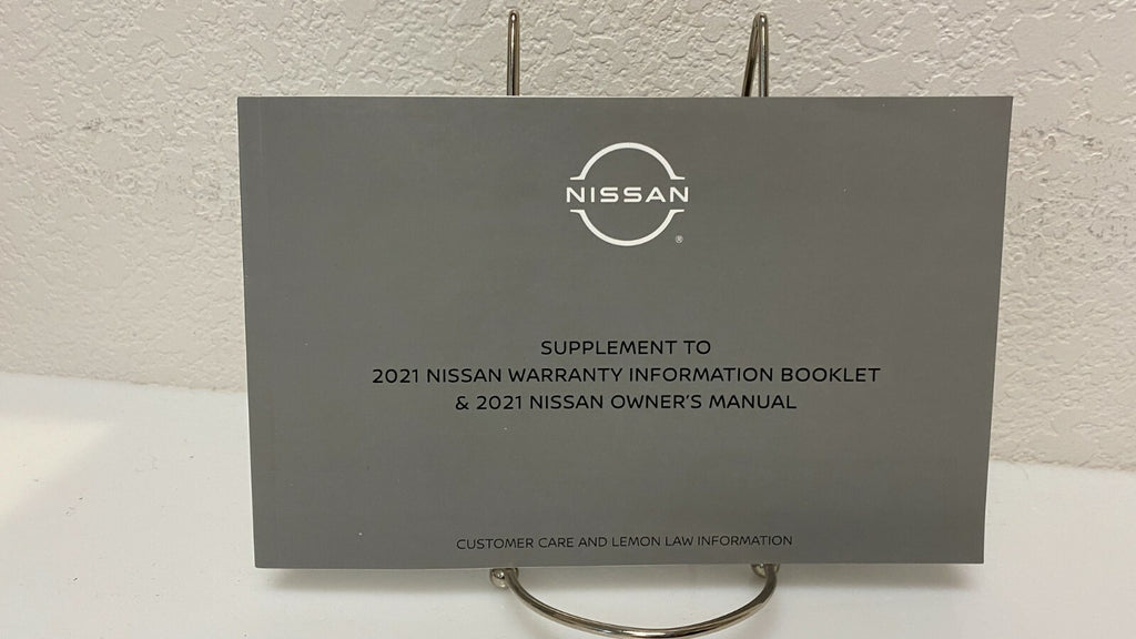 2021 Nissan Rogue Sport OEM Owner's Manual Set W/Case , Free Shipping.