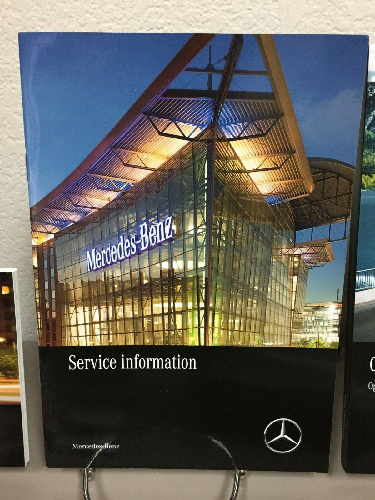 2017 Mercedes-Benz CLA 250 AMG Genuine OEM Owner's Manual Set w/Mercedes Case