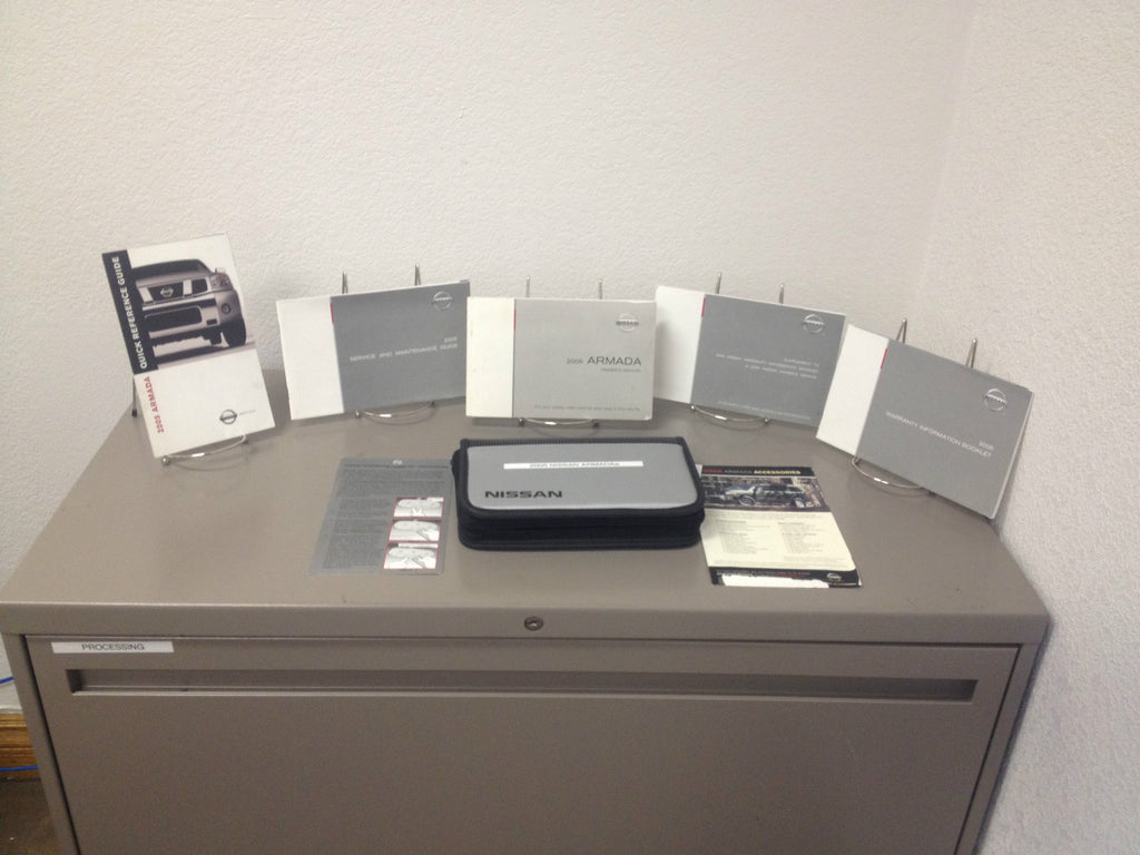 2005 Nissan Armada Genuine OEM Owner's Manual Set with Case--Fast Free Shipping