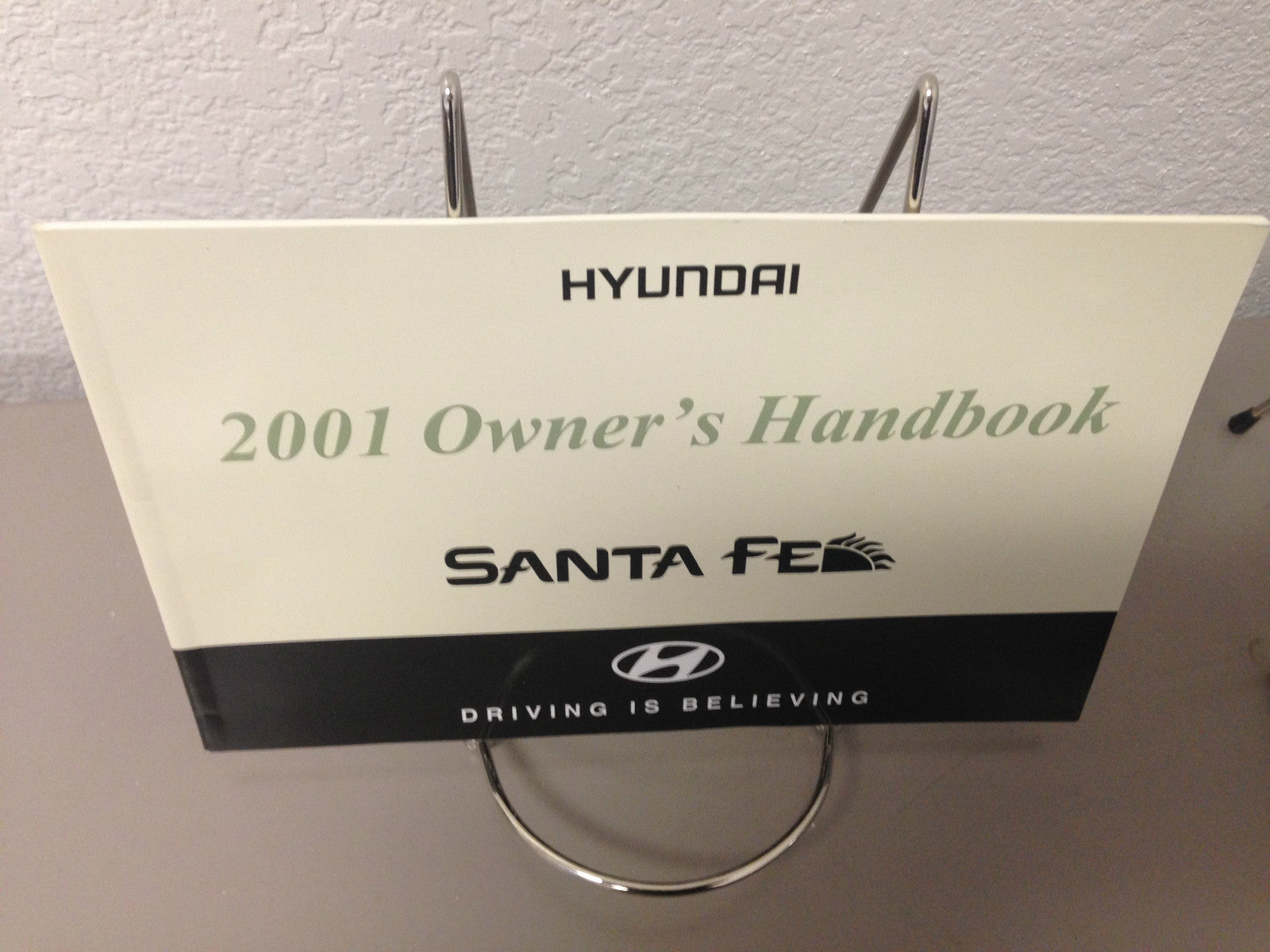 2001 Hyundai Santa Fe Genuine OEM Owner's Manual Set w/Hyundai Case--Ships Free!