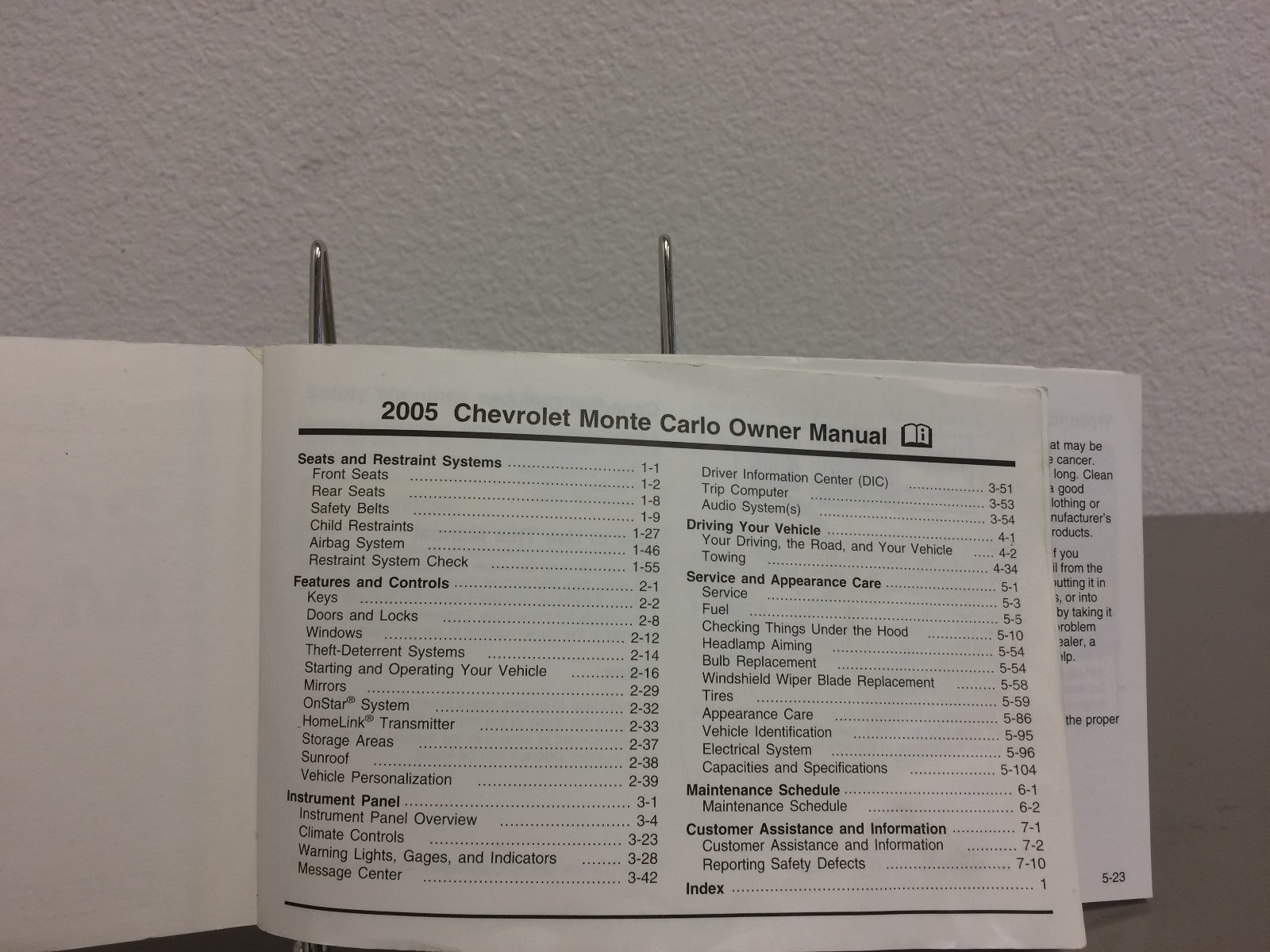 2005 Chevrolet Chevy Monte Carlo Genuine OEM Owner's Manual w/Bonus Key FOB