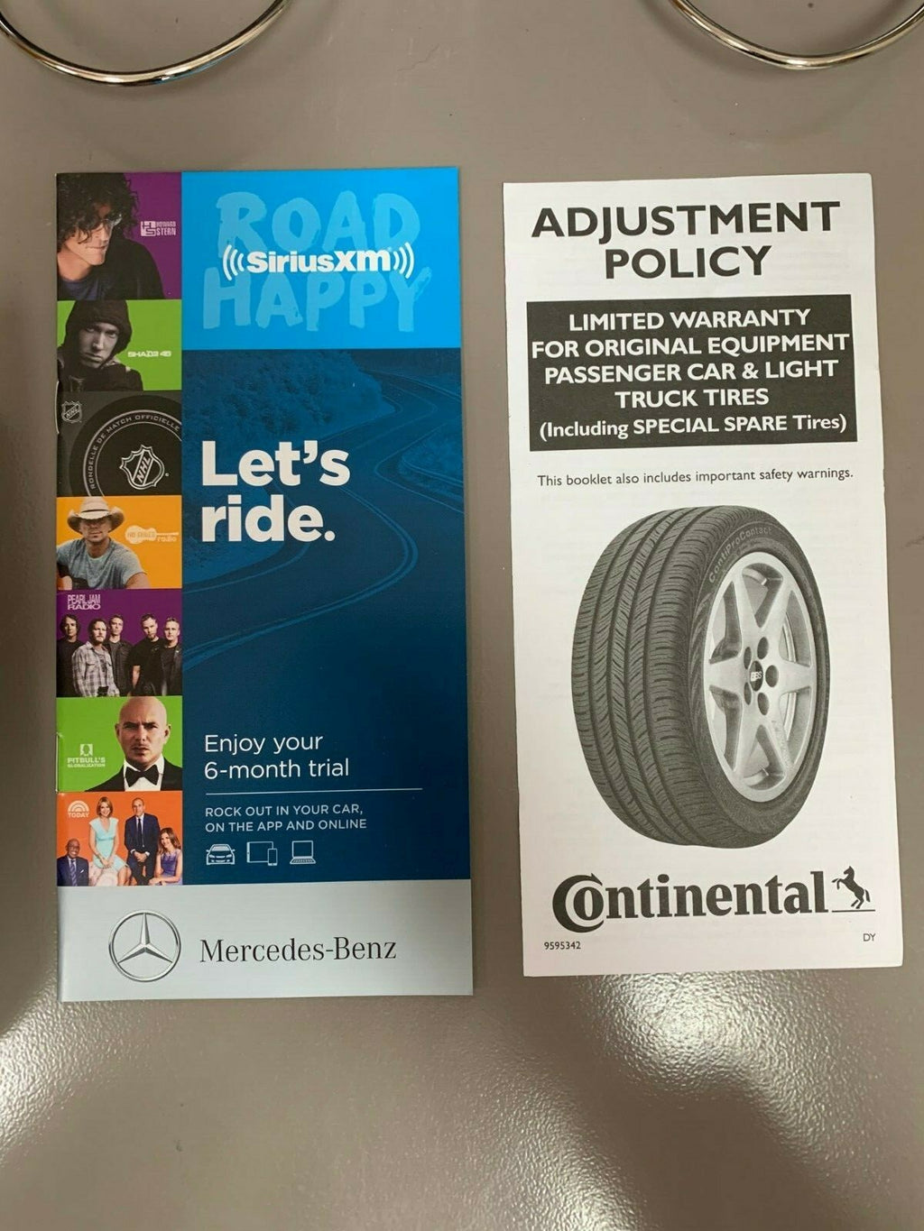2017 Mercedes-Benz GLA250 4MATIC GLA45 AMG Genuine OEM Owner's Manual Set