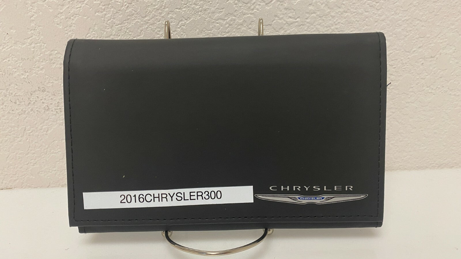 2016 Chrysler 300 Genuine OEM Owner's Manual w/Chrysler Logo Case Free Shipping