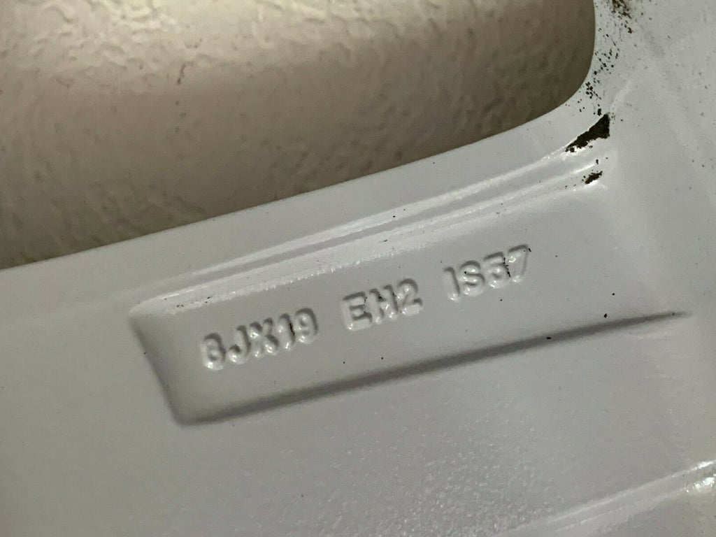 Genuine Factory 19" Range Rover Rim Wheel in Sparkle Silver Finish RRC502640MNH
