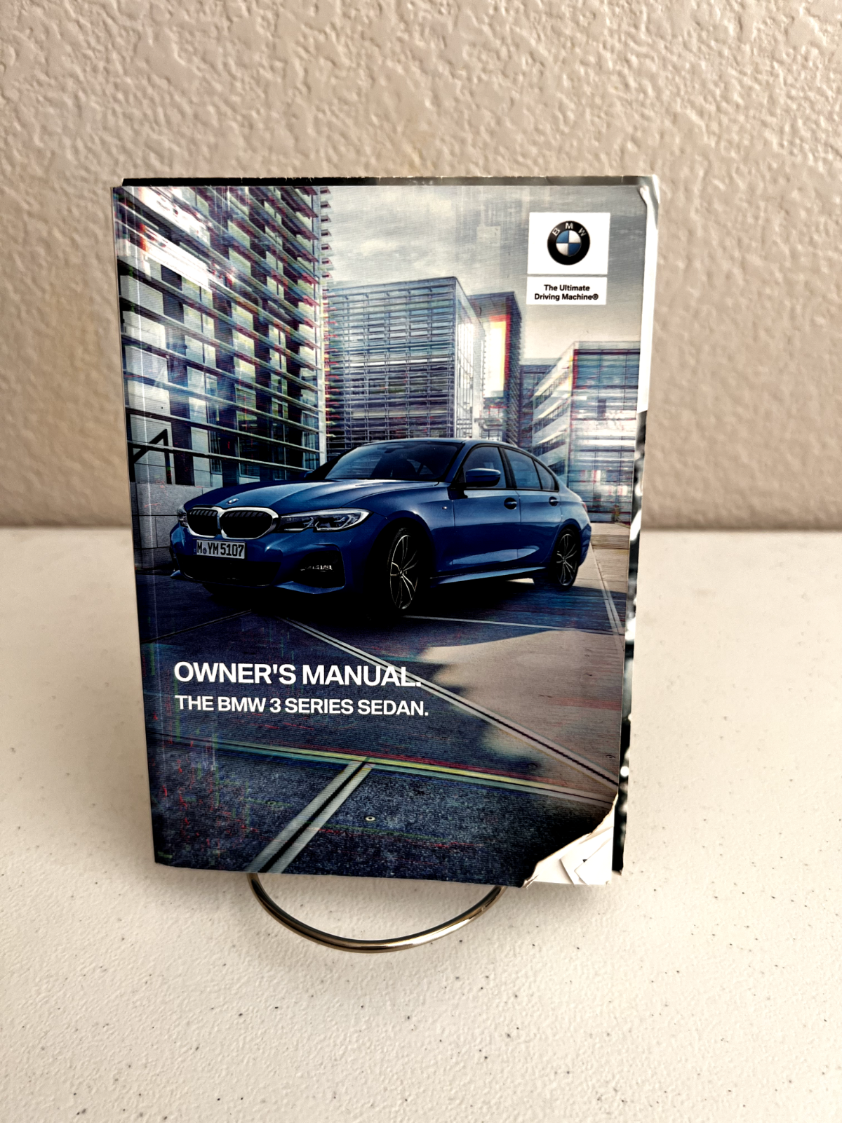 2020 BMW 3-Series Sedan OEM Owner's Manual Includes protective case w/ BMW logo.