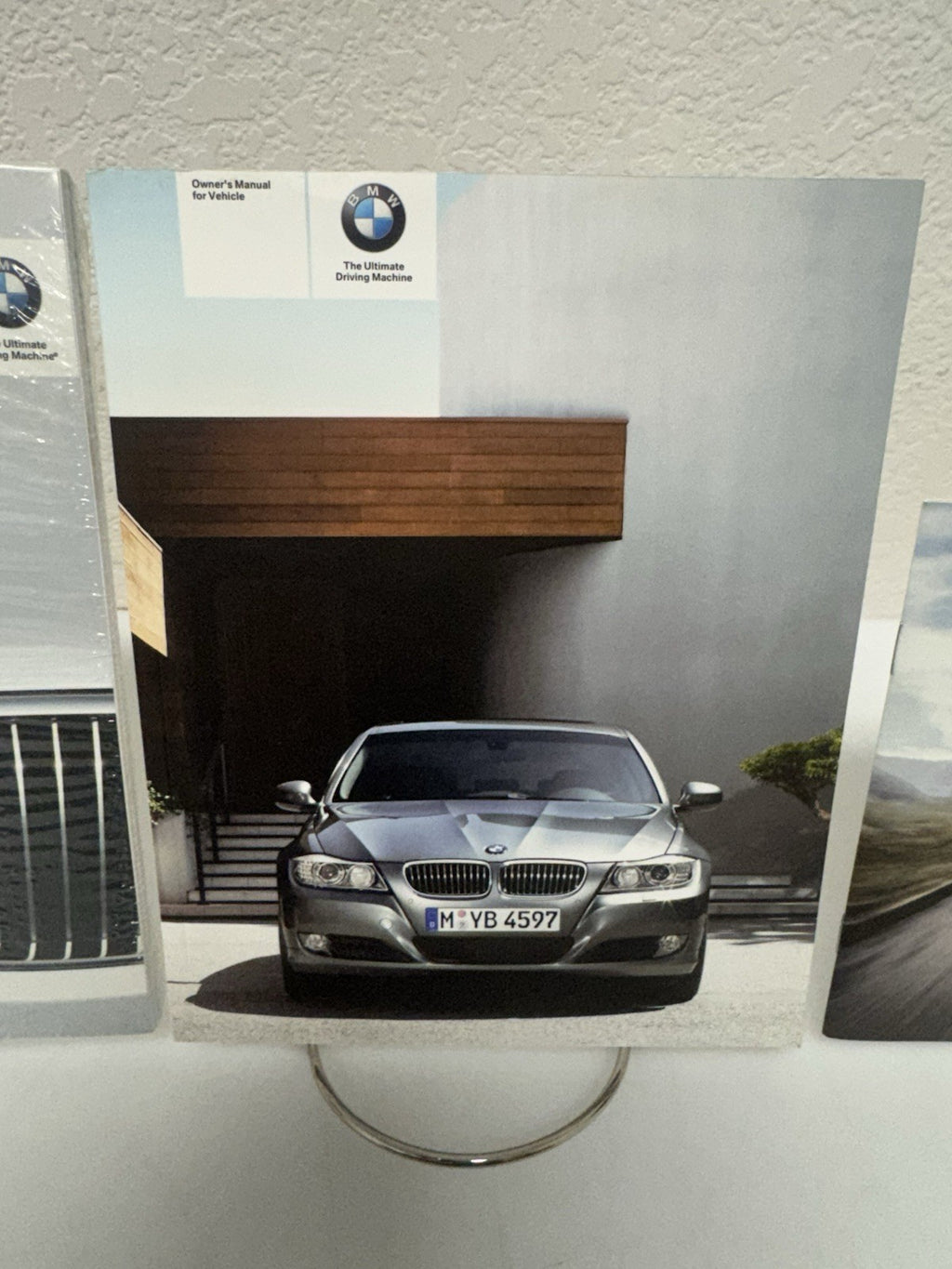2010 / 2011 BMW 323i 328i 335i 335d M3 Sedan/Wagon xDrive OEM Owner's Manual