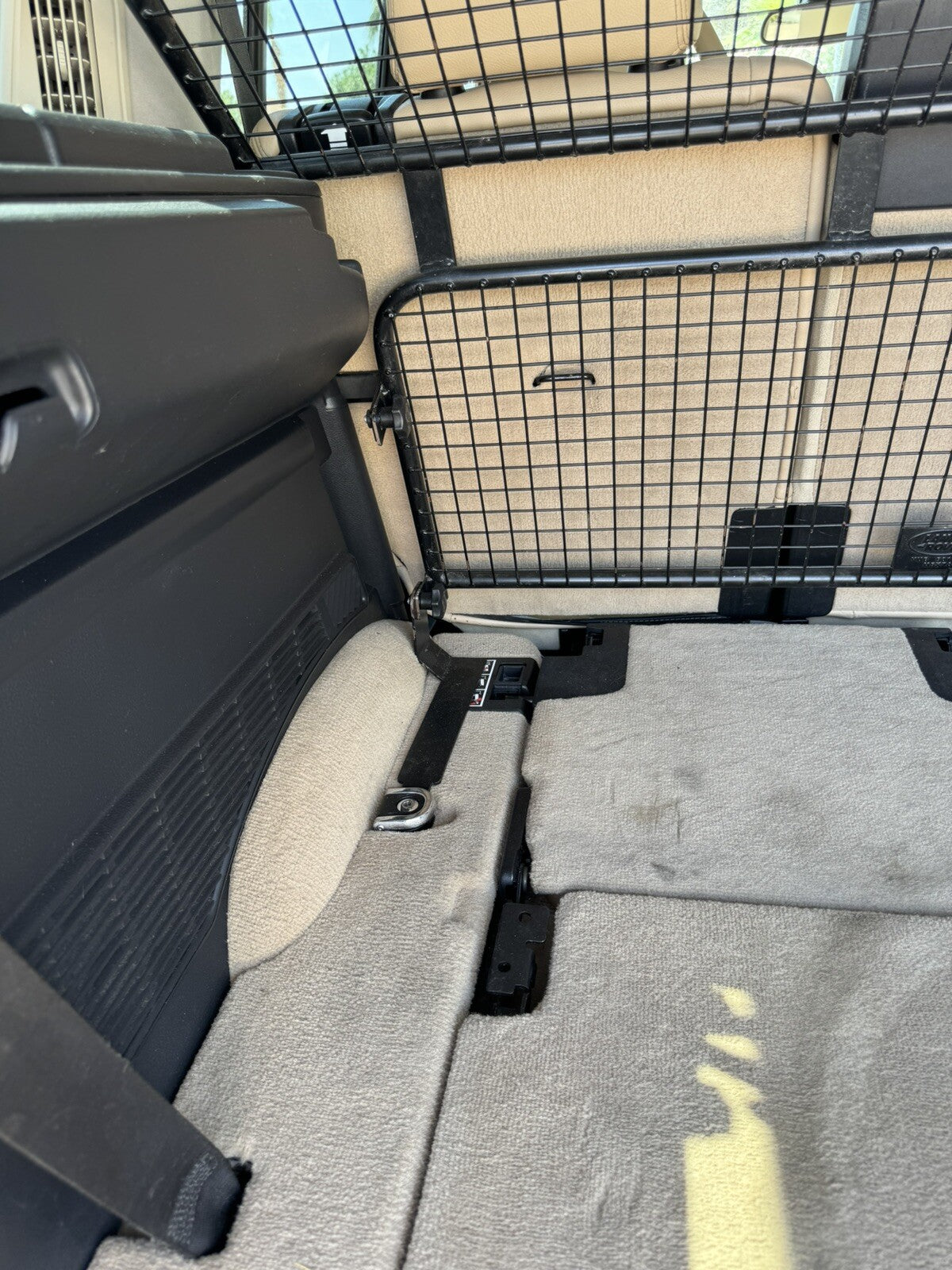 Genuine OEM Land Rover LR3 LR4 Dog Guard Kit with Mounting Hardware