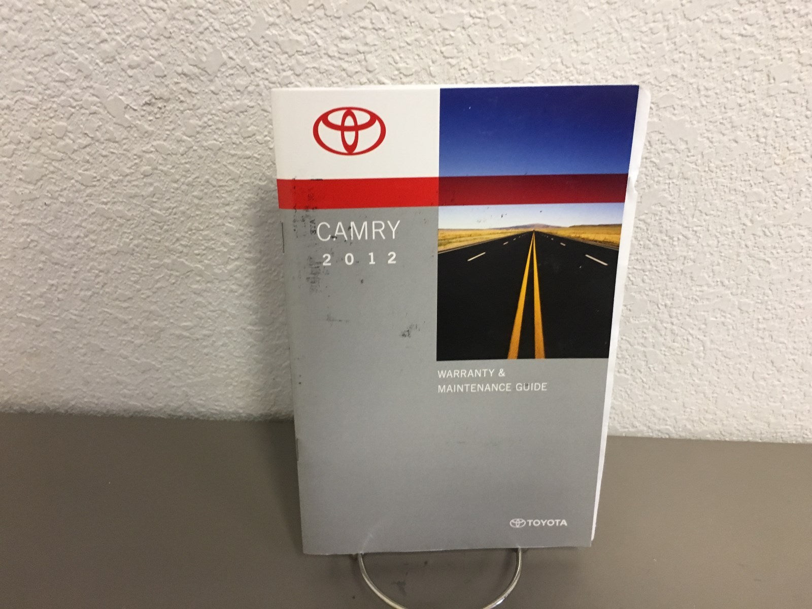 2012 Toyota Camry Genuine OEM Owner's Manual Set w/Case & Bonus Key FOB