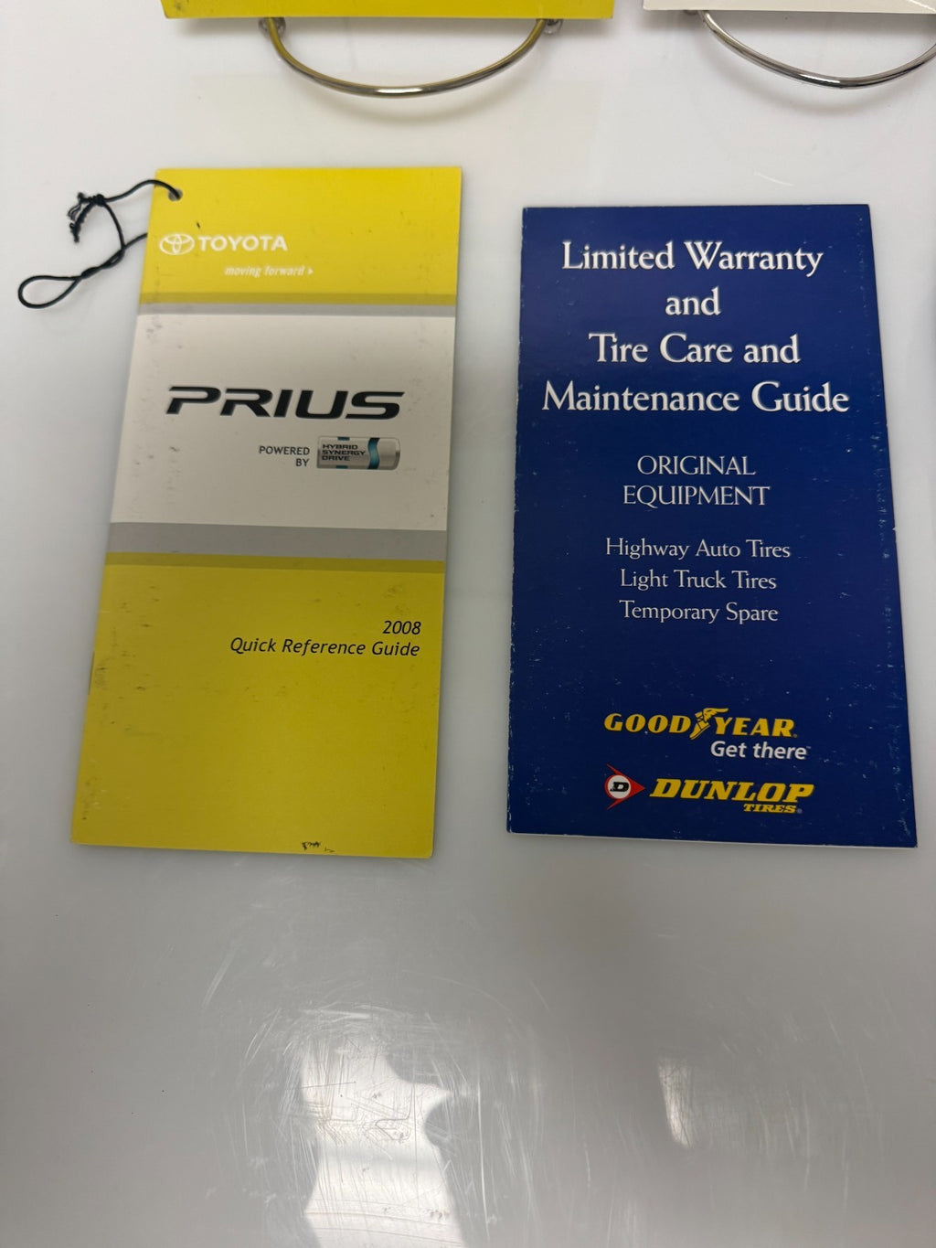 2008 Toyota Prius Genuine OEM Owner's Manual Set w/Toyota Case & Navigation