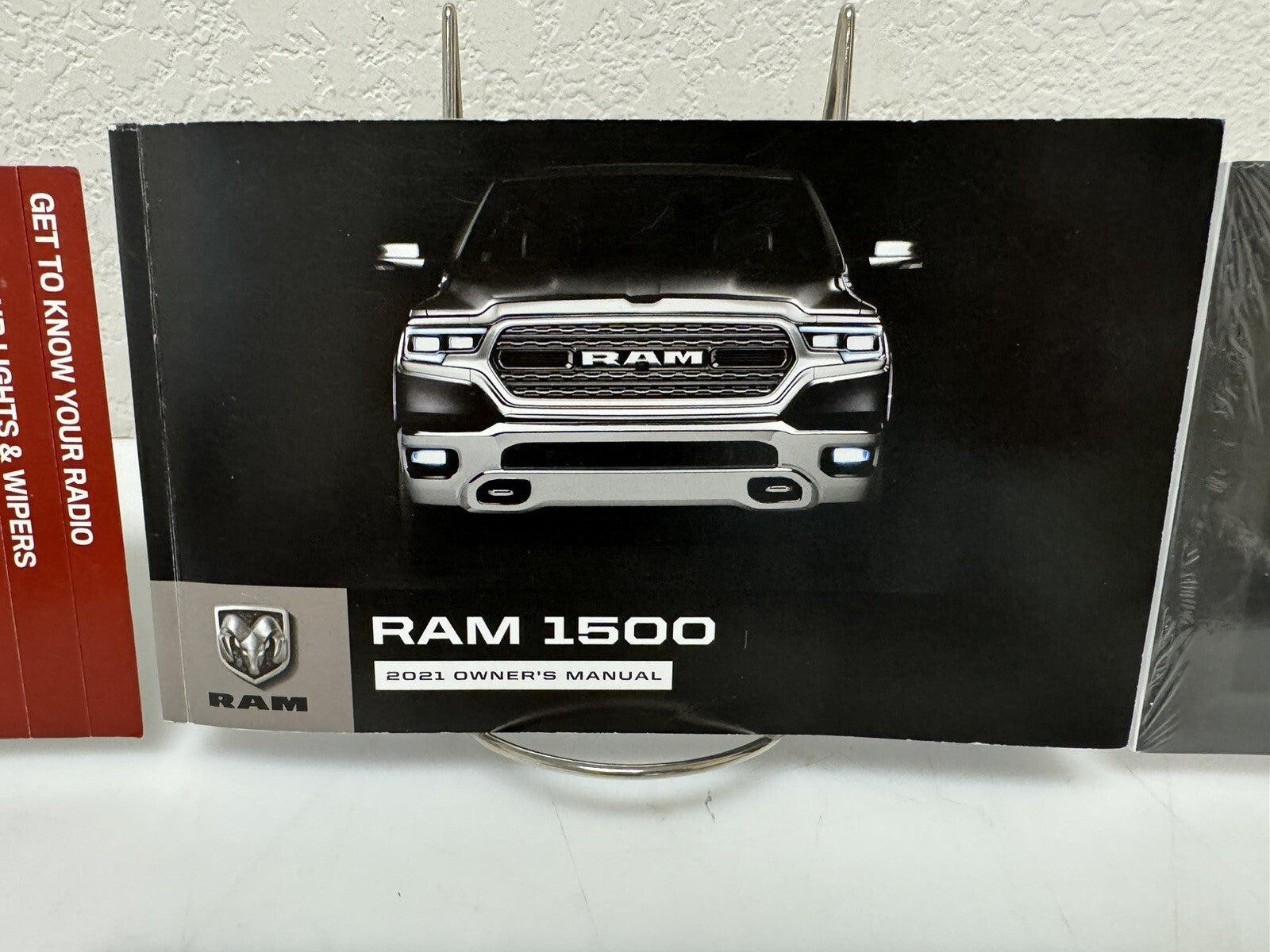 2021 Dodge Ram 1500 Genuine OEM Owner's Manual Set w/Free Shipping!!!